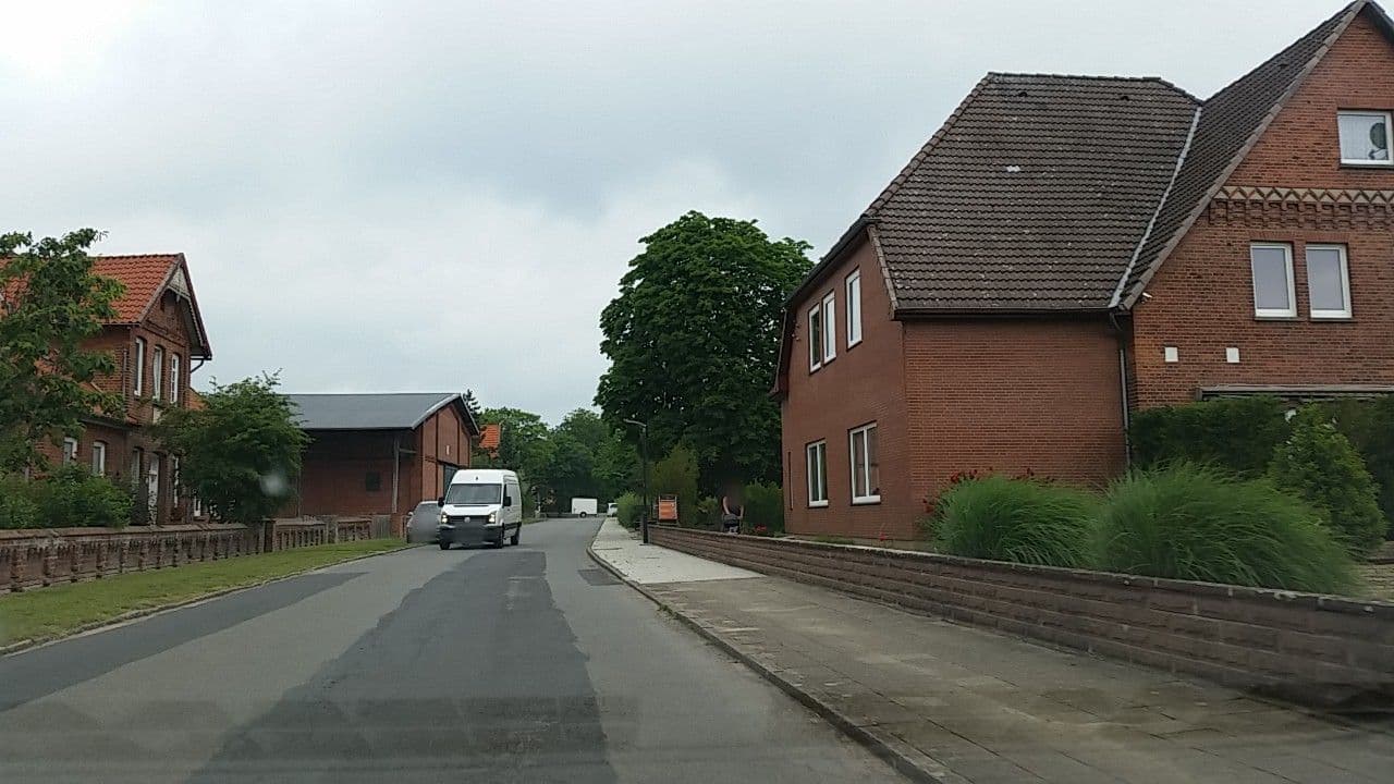 Street view near Pension Schulze, Wieren — © tian (CC BY-SA · Mapillary)