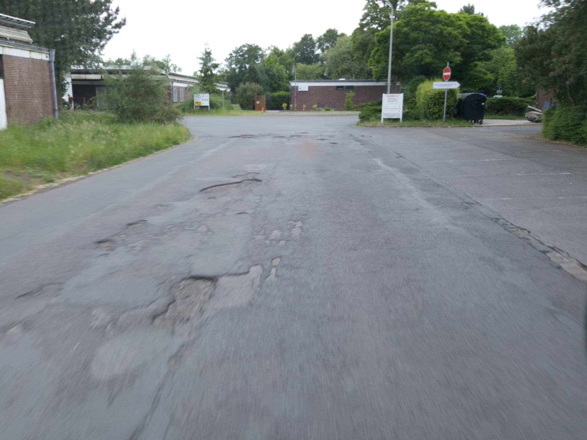Street view near Gästehaus der Nationen, Stolzenau — © berndgehle1 (CC BY-SA · Mapillary)