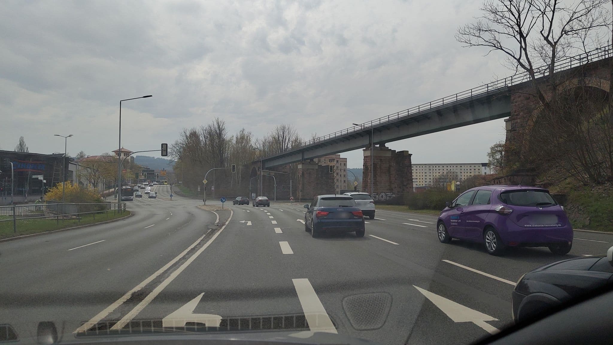 Street view near City Hotel am CCS, Suhl — © sixsixfive (CC BY-SA · Mapillary)