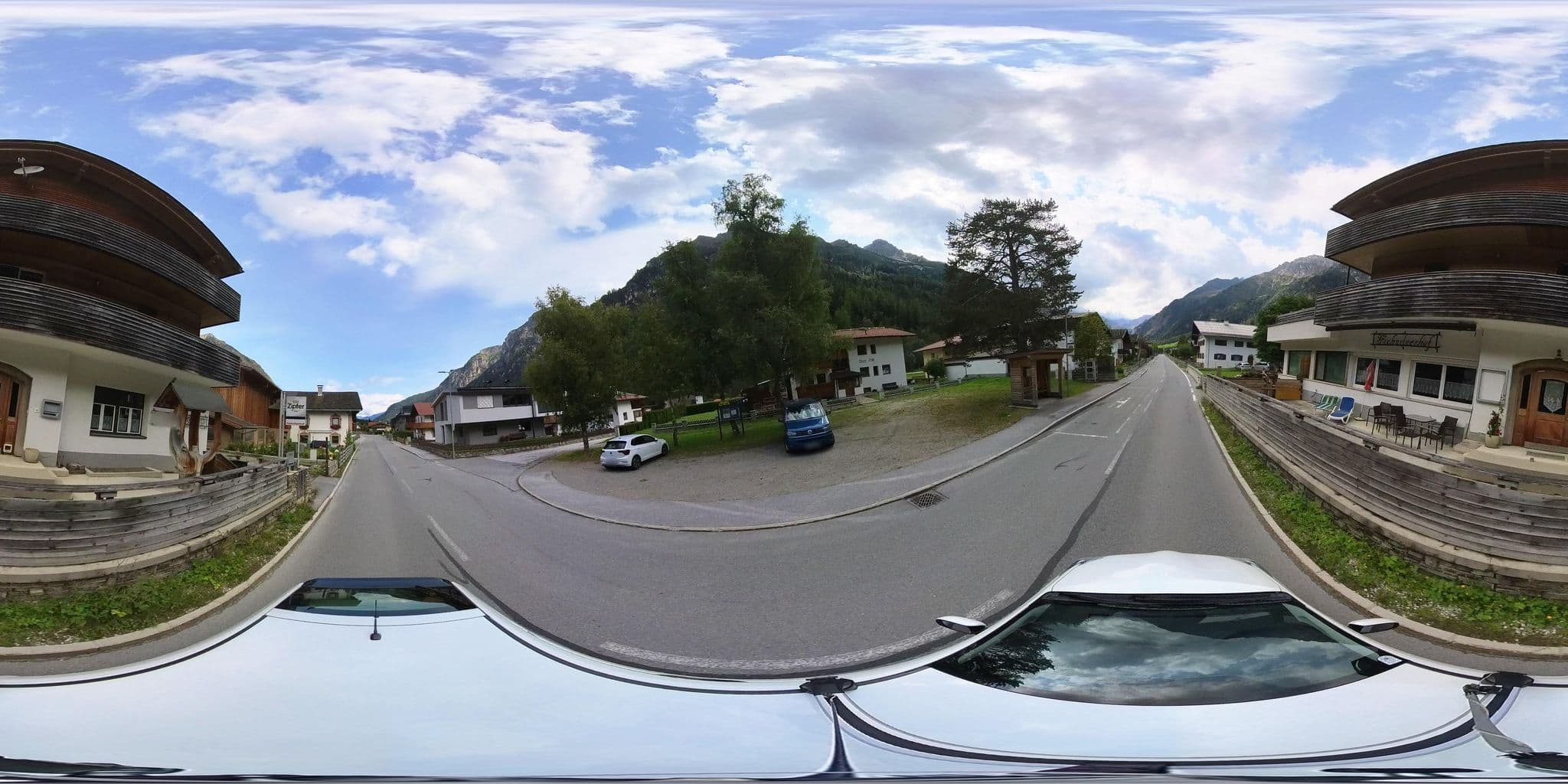 Street view near Gschnitzerhof, Trins — © osmplus_org (CC BY-SA · Mapillary)