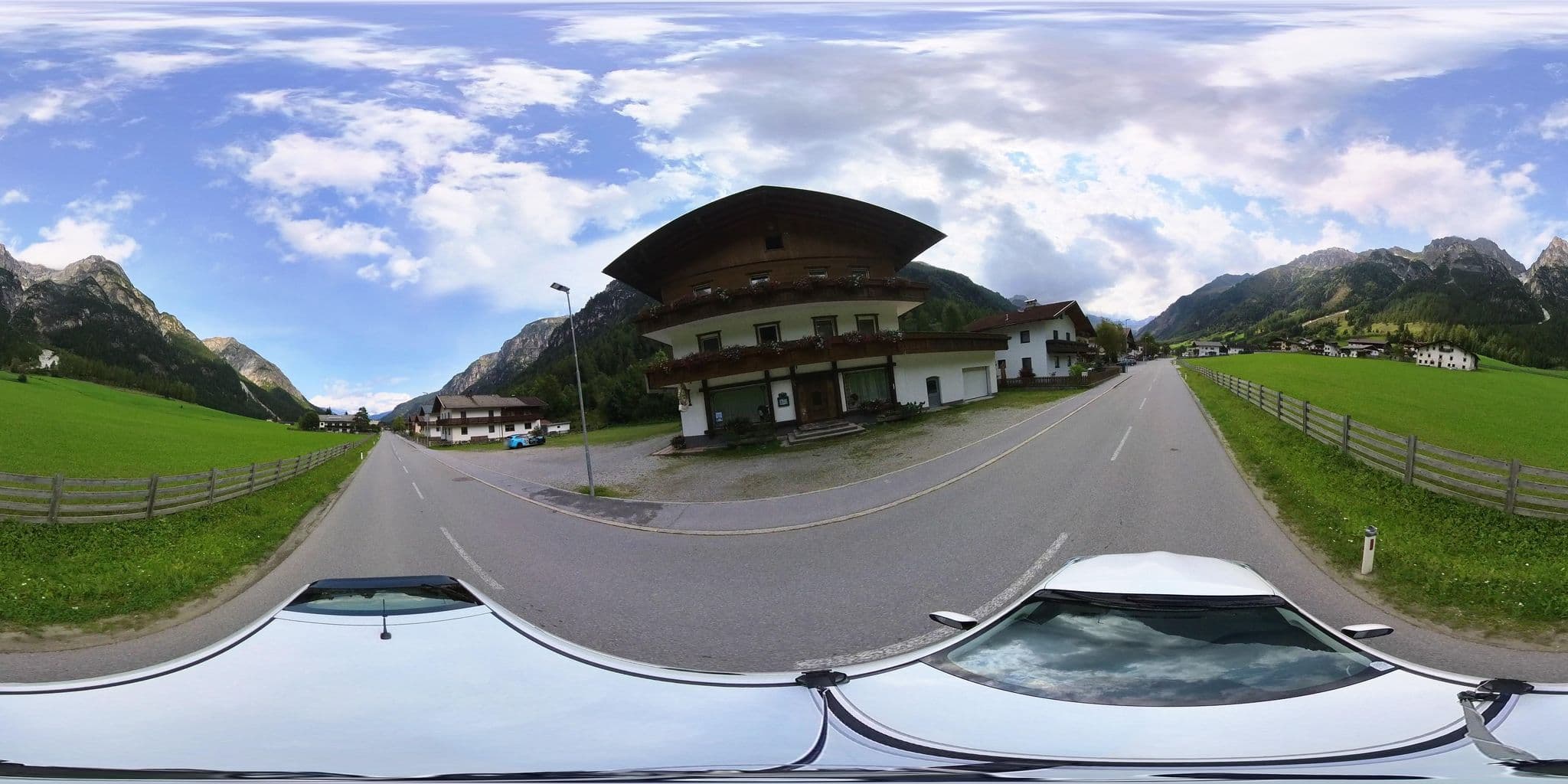 Street view near Pension Nina, Trins — © osmplus_org (CC BY-SA · Mapillary)