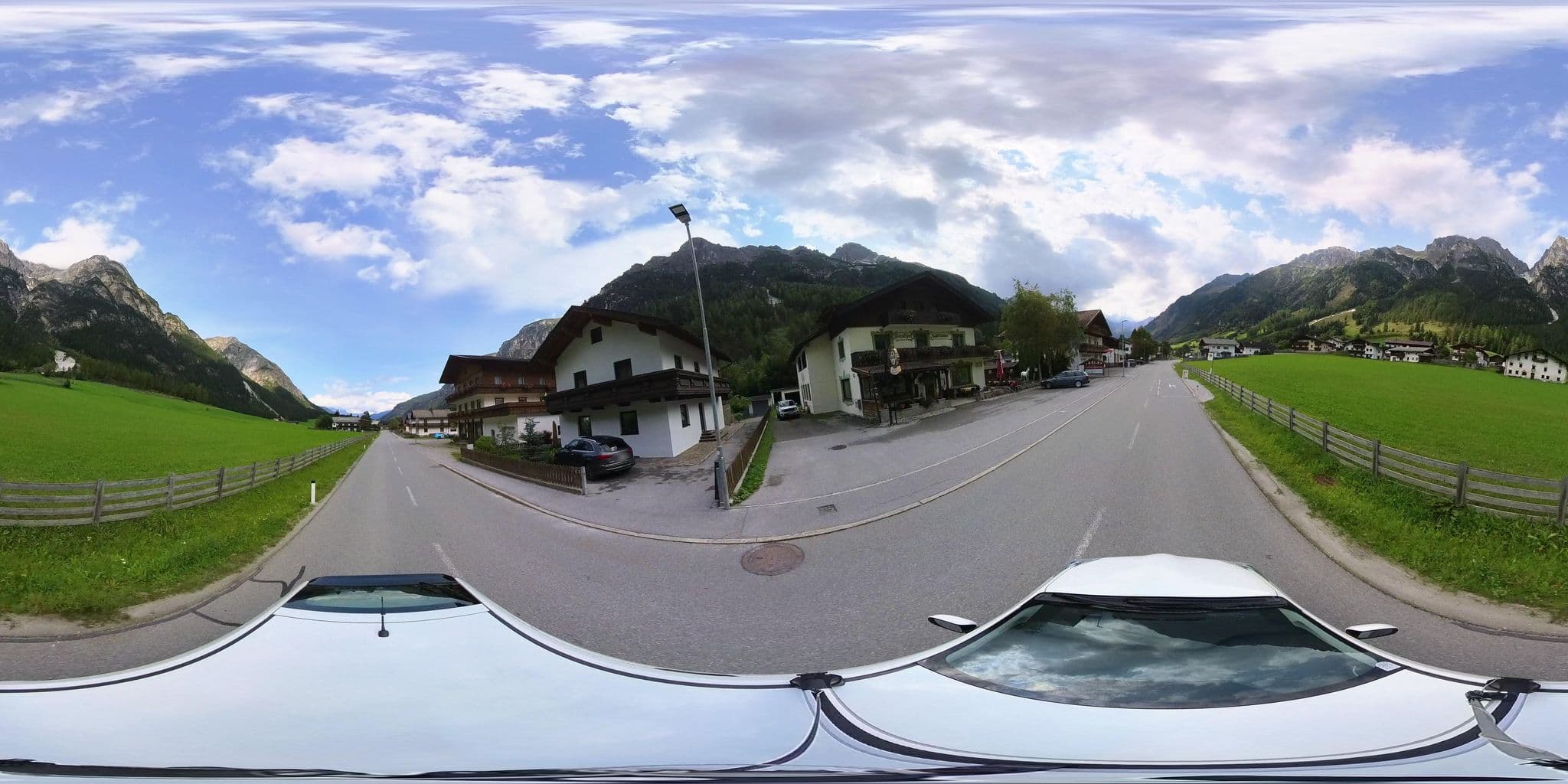 Street view near Gasthof Alpenrose, Trins — © osmplus_org (CC BY-SA · Mapillary)
