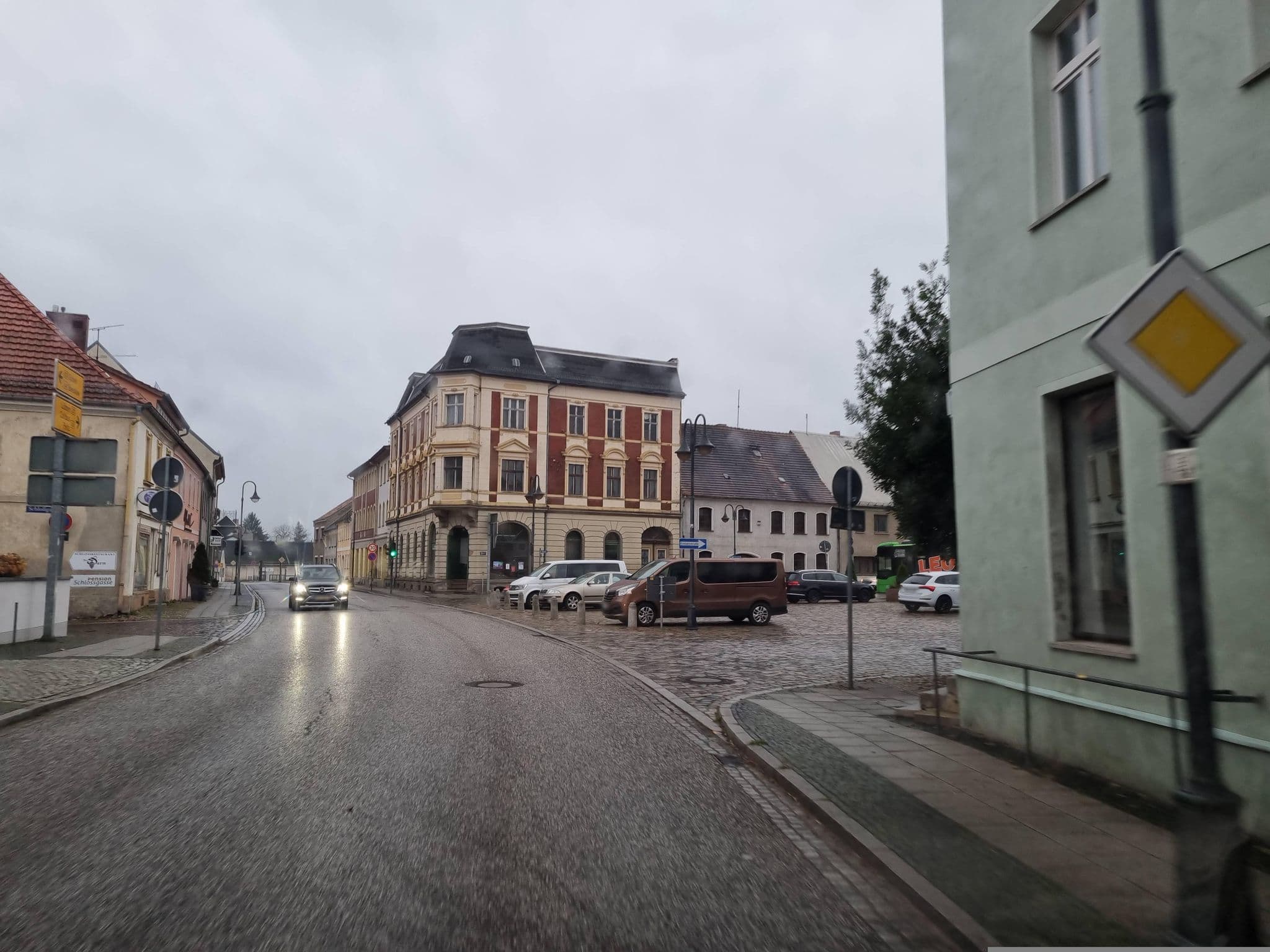 Street view near Pension Schlossgasse, Lieberose — © dsmm (CC BY-SA · Mapillary)