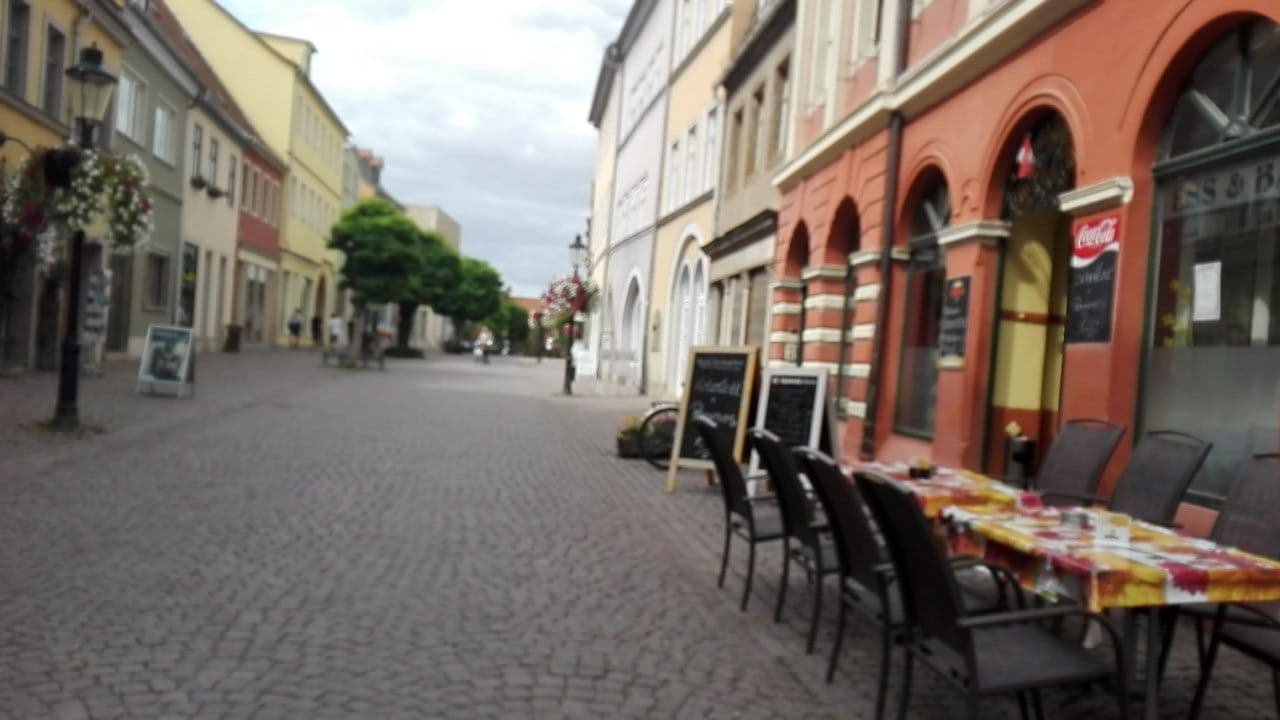 Street view near Weinquartier Naumburg, Naumburg — © flugyflay (CC BY-SA · Mapillary)
