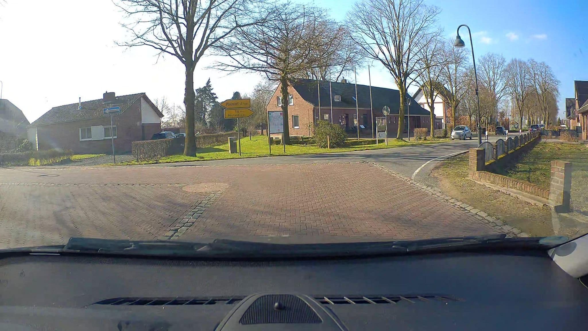 Street view near Ferienwohnung "Mohn", Kalkar — © poxonline (CC BY-SA · Mapillary)