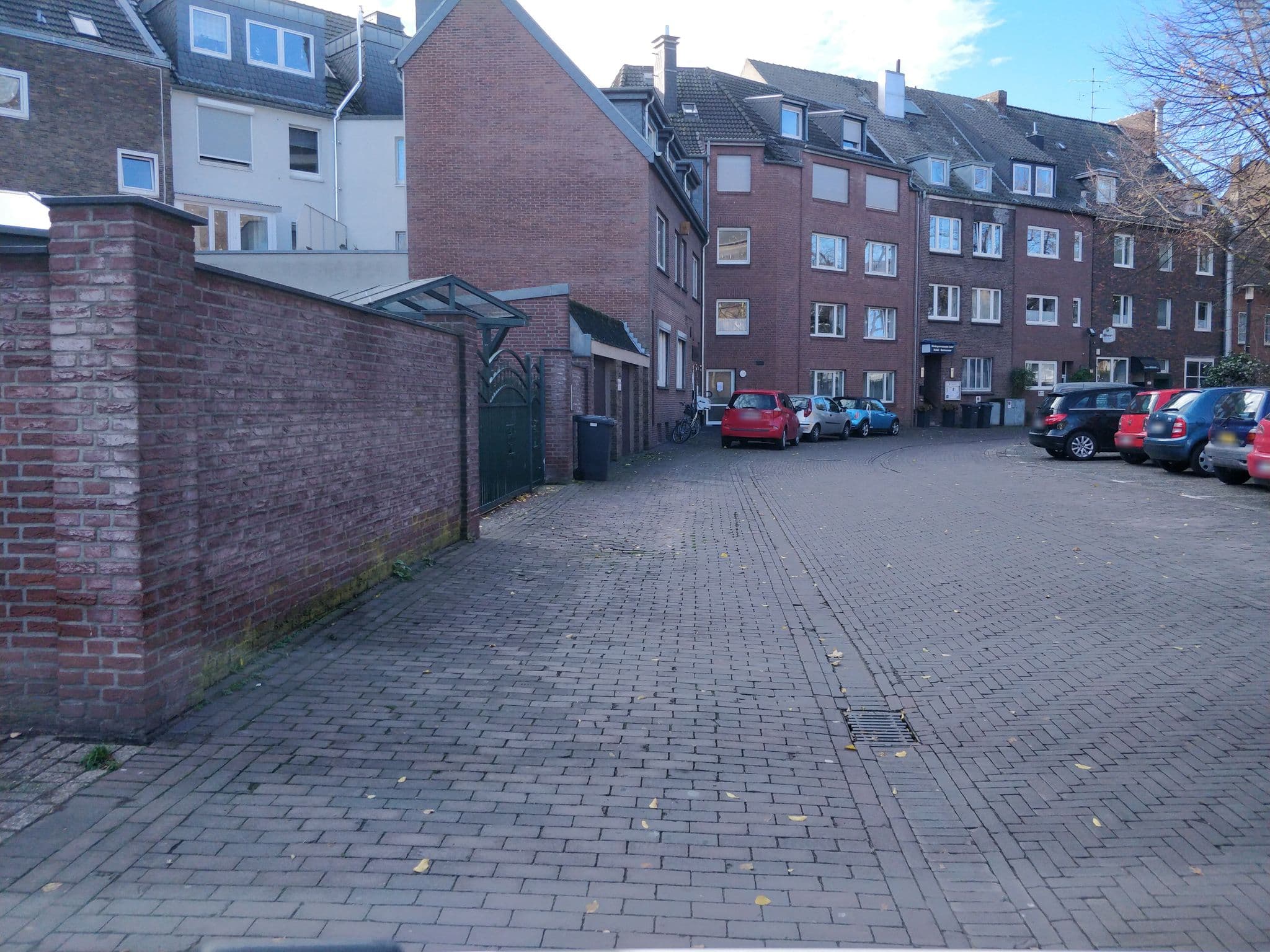 Street view near Rheinloft 3, Emmerich — © raymond (CC BY-SA · Mapillary)