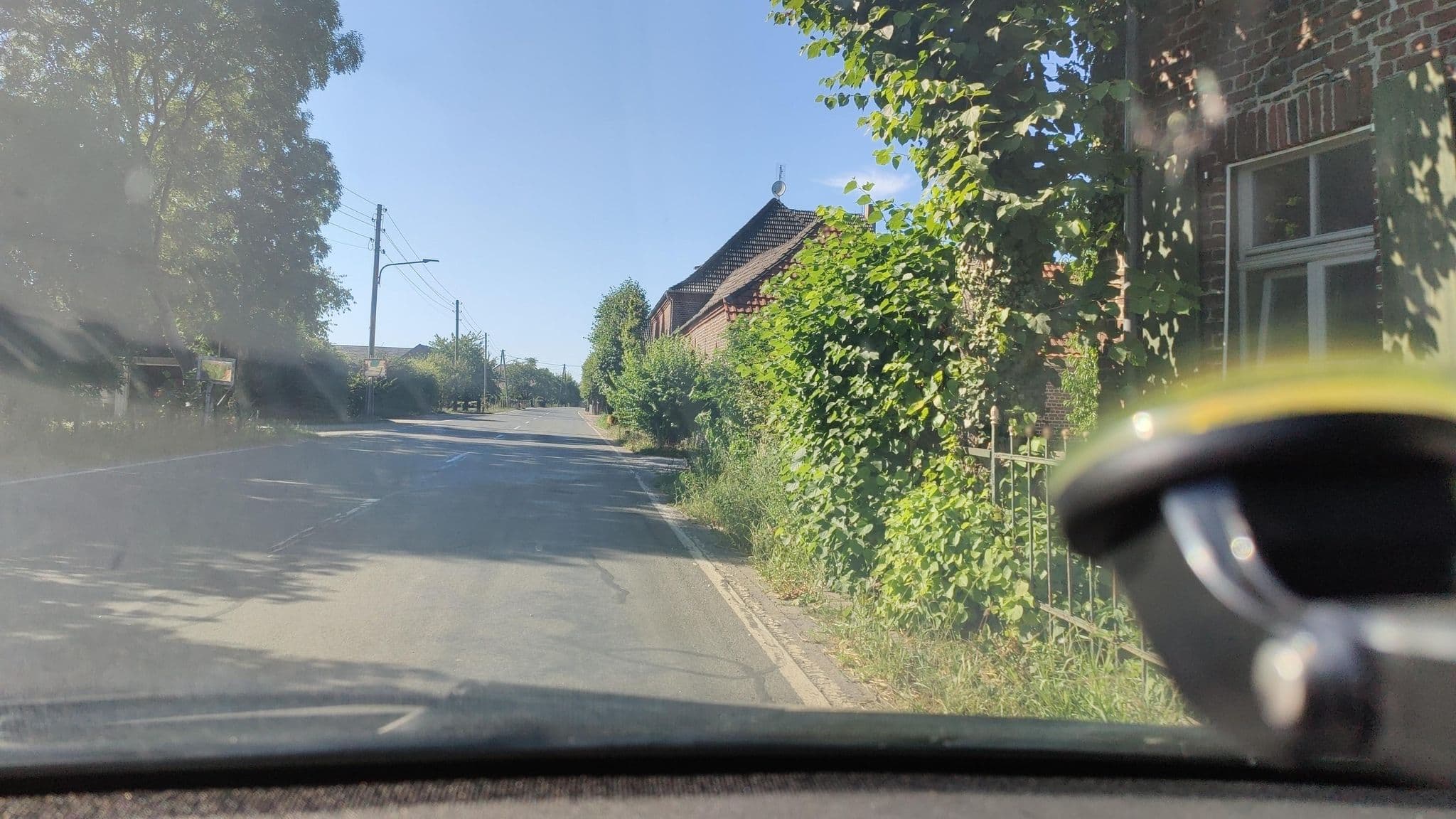 Street view near Lebens- und Veranstaltungsort "Hilshof", Geldern — © poxonline (CC BY-SA · Mapillary)