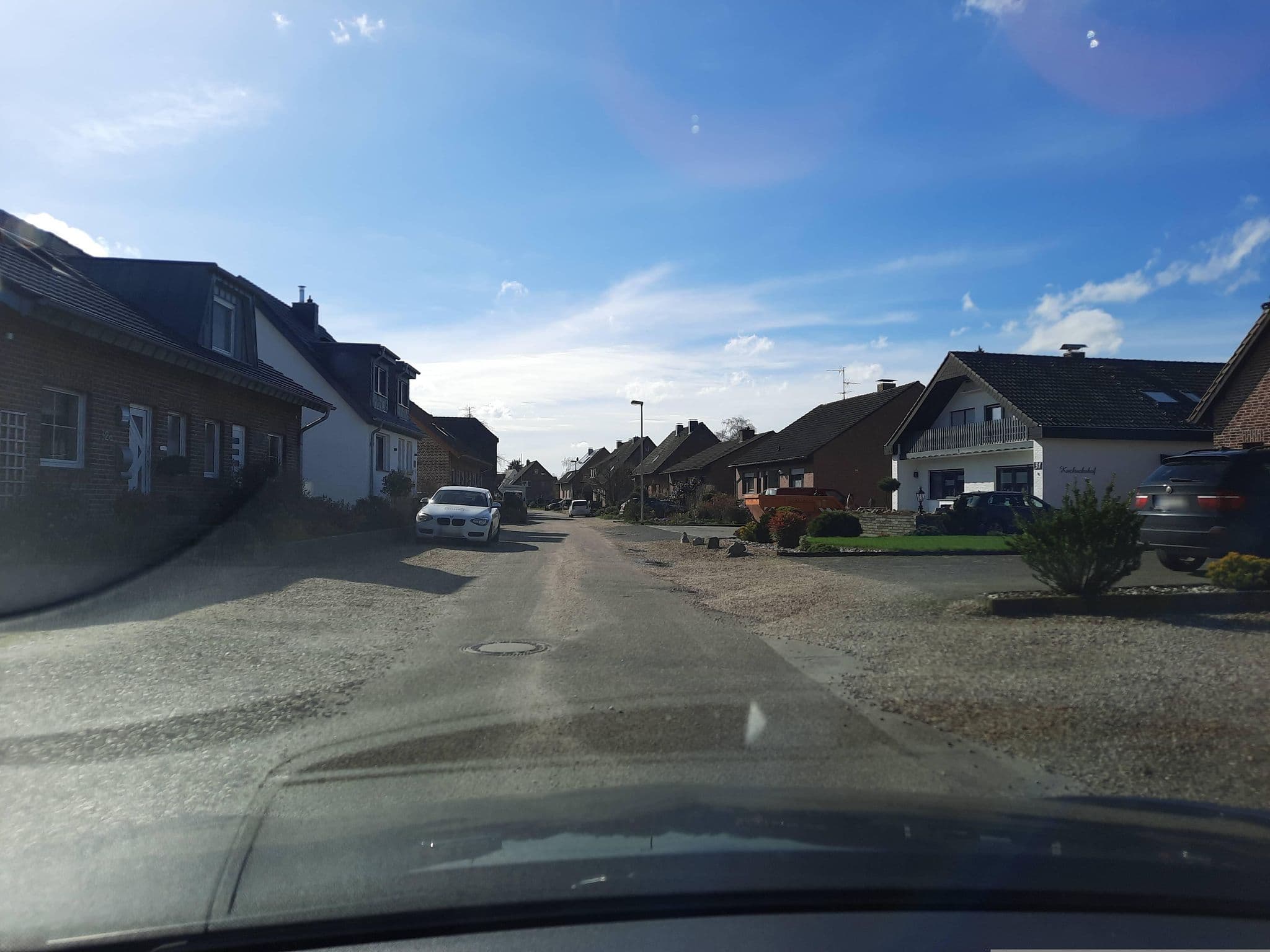 Street view near Ferienwohnung "Haus am Damm", Kleve — © Lowiekse (CC BY-SA · Mapillary)