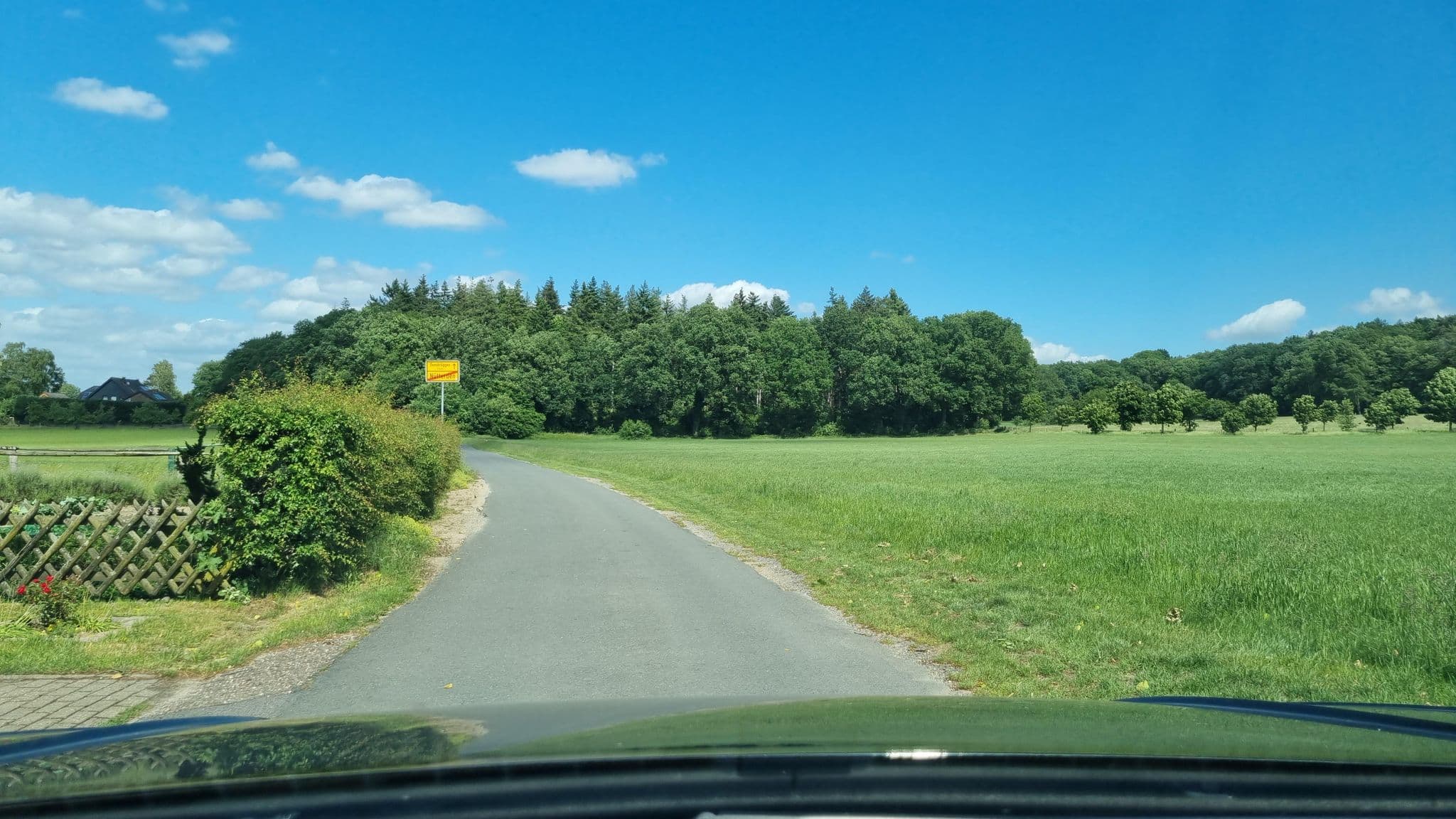Street view near Ferienwohnung Vossberghof "Op de Deele", Kleve — © helfrich (CC BY-SA · Mapillary)