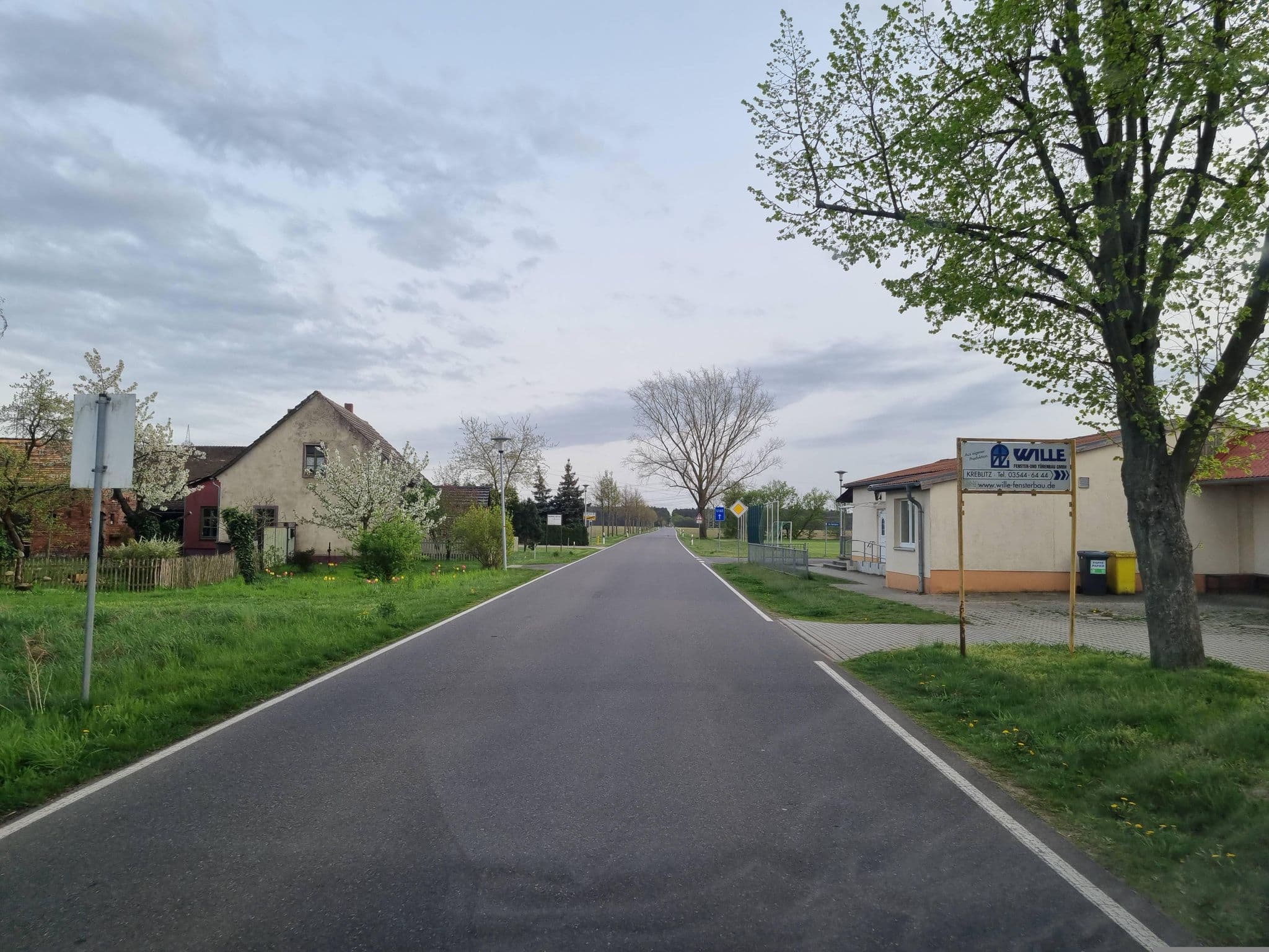 Street view near Rockin Blacksmith Inn, Luckau — © dsmm (CC BY-SA · Mapillary)