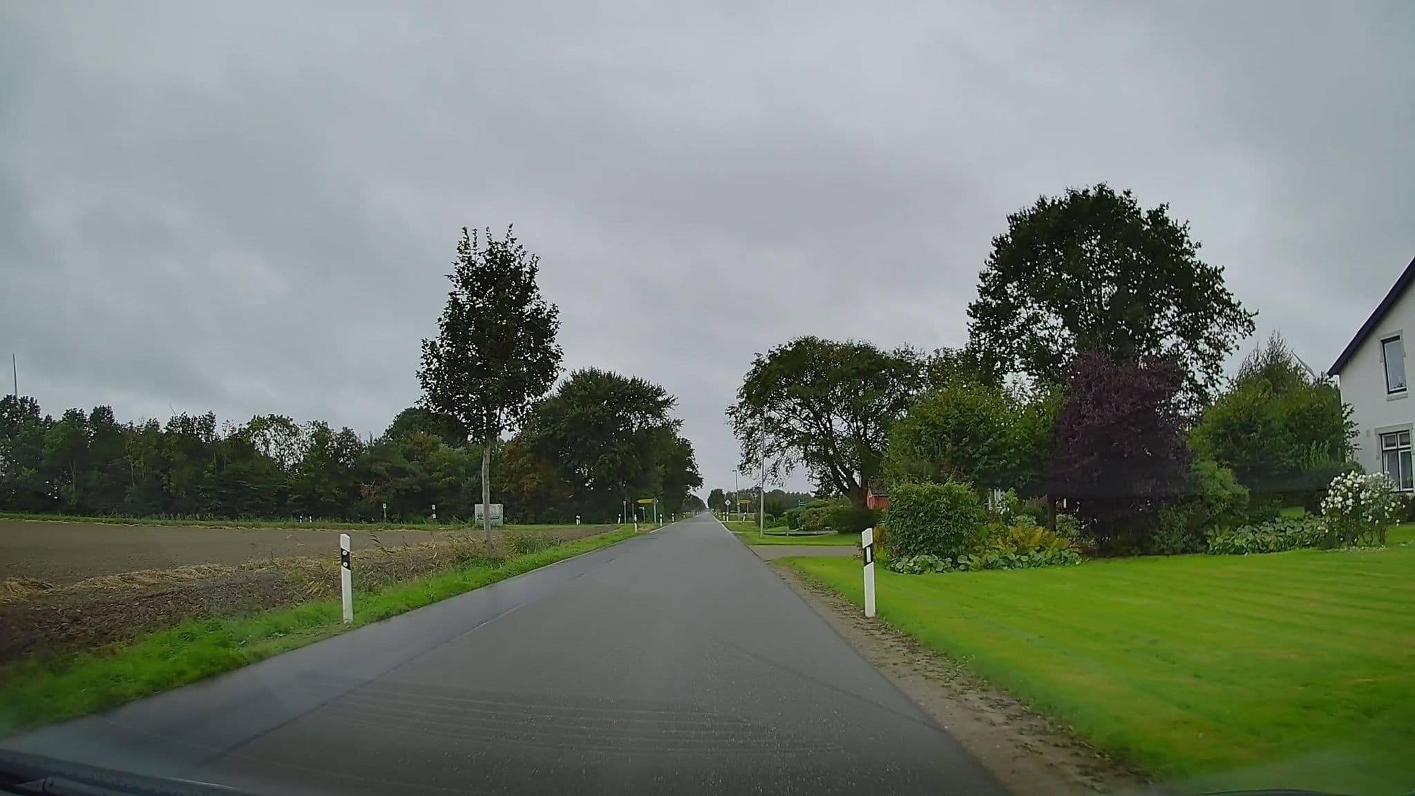 Street view near Krusehof, Brunsbüttel — © hendel (CC BY-SA · Mapillary)