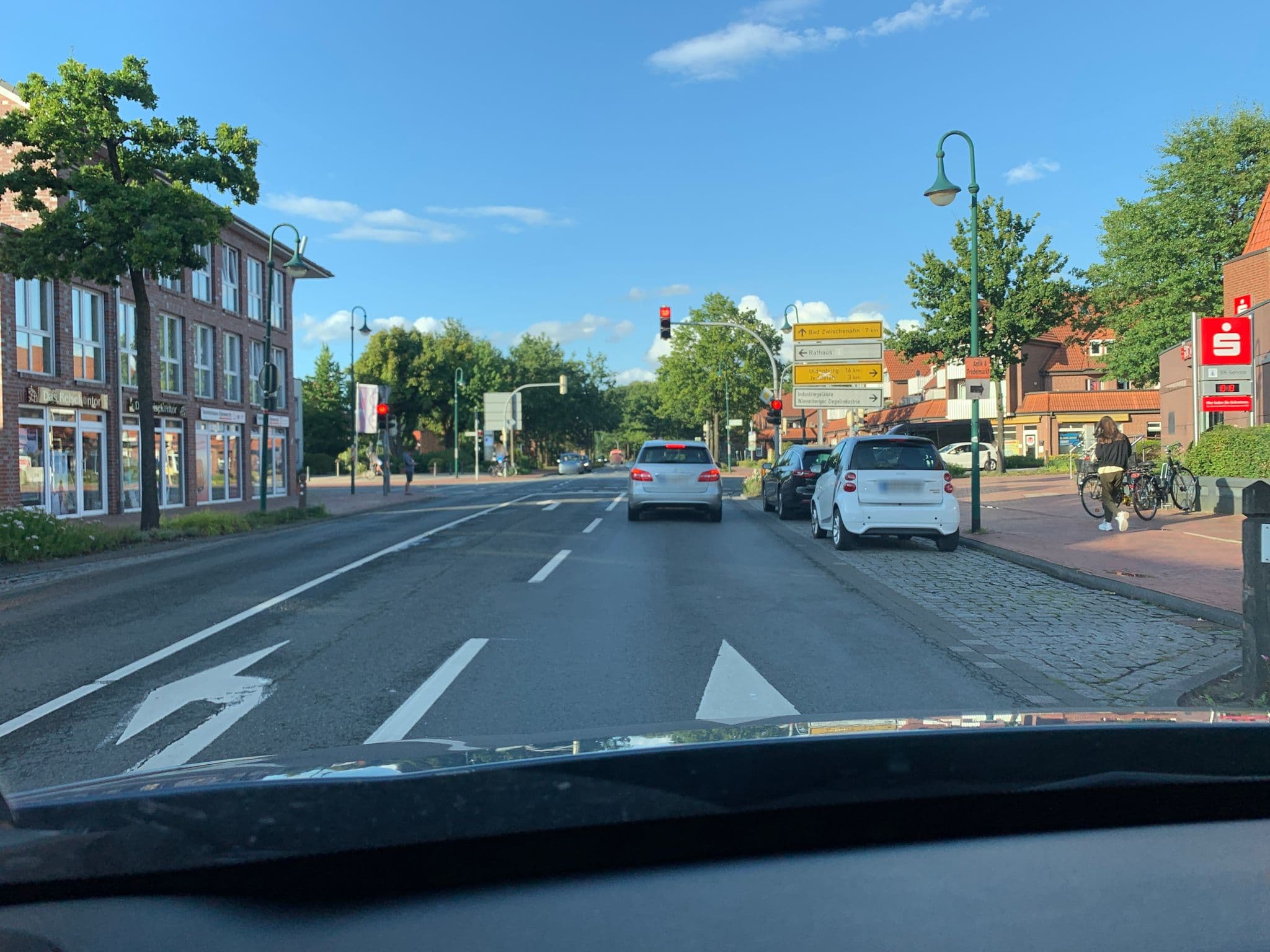 Street view near Gasthof am Markt, Edewecht — © deleted_user (CC BY-SA · Mapillary)