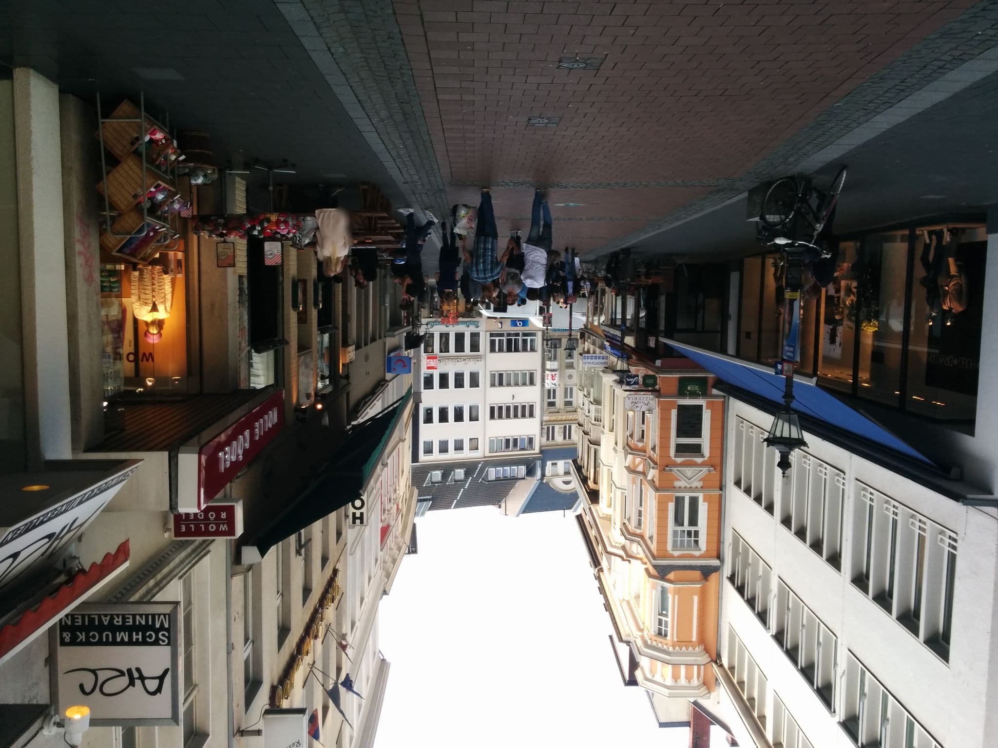 Street view near Beethoven Hotel Dreesen, Bonn — © klaus (CC BY-SA · Mapillary)