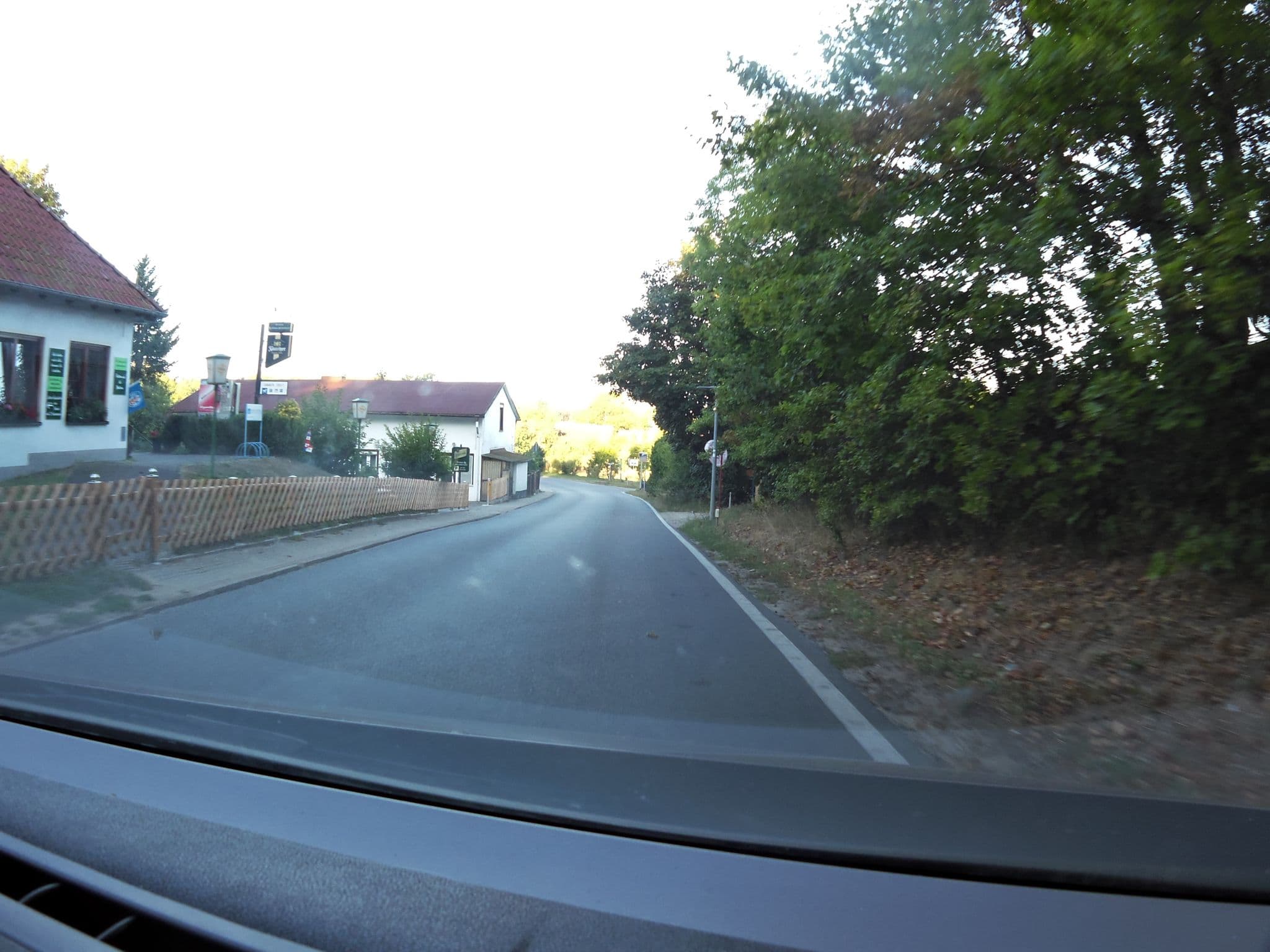Street view near Schwalbennest, Bansin — © zoegglmeyr (CC BY-SA · Mapillary)