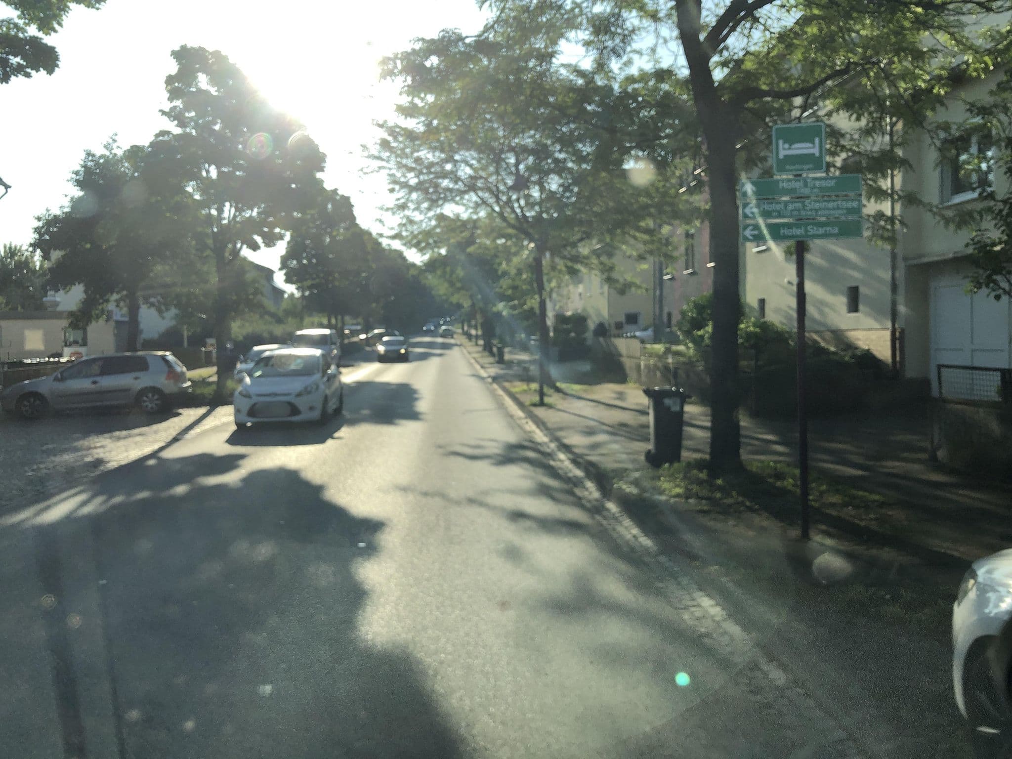Street view near Hotel Starna, Kaufungen — © vrantopoulos (CC BY-SA · Mapillary)