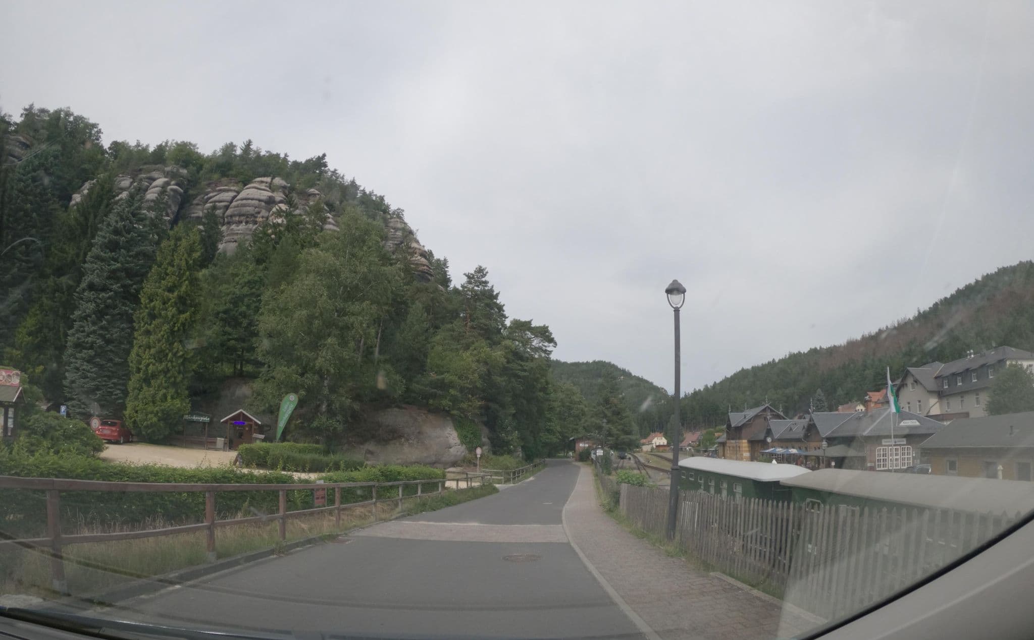 Street view near Ferienwaggon, Kurort Oybin — © atze02 (CC BY-SA · Mapillary)