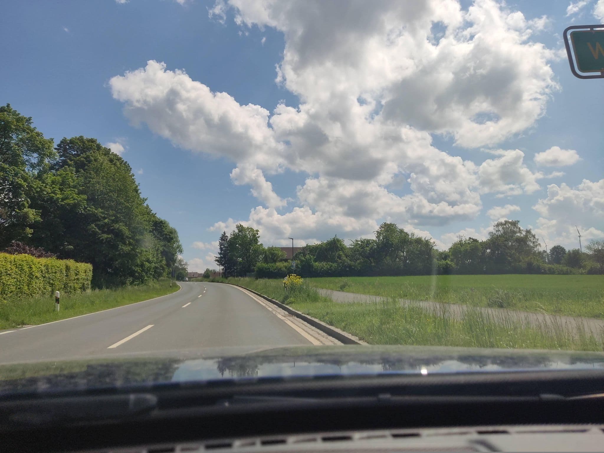 Street view near Bio-Ferienhof Heil, Marktrodach — © bingo67 (CC BY-SA · Mapillary)