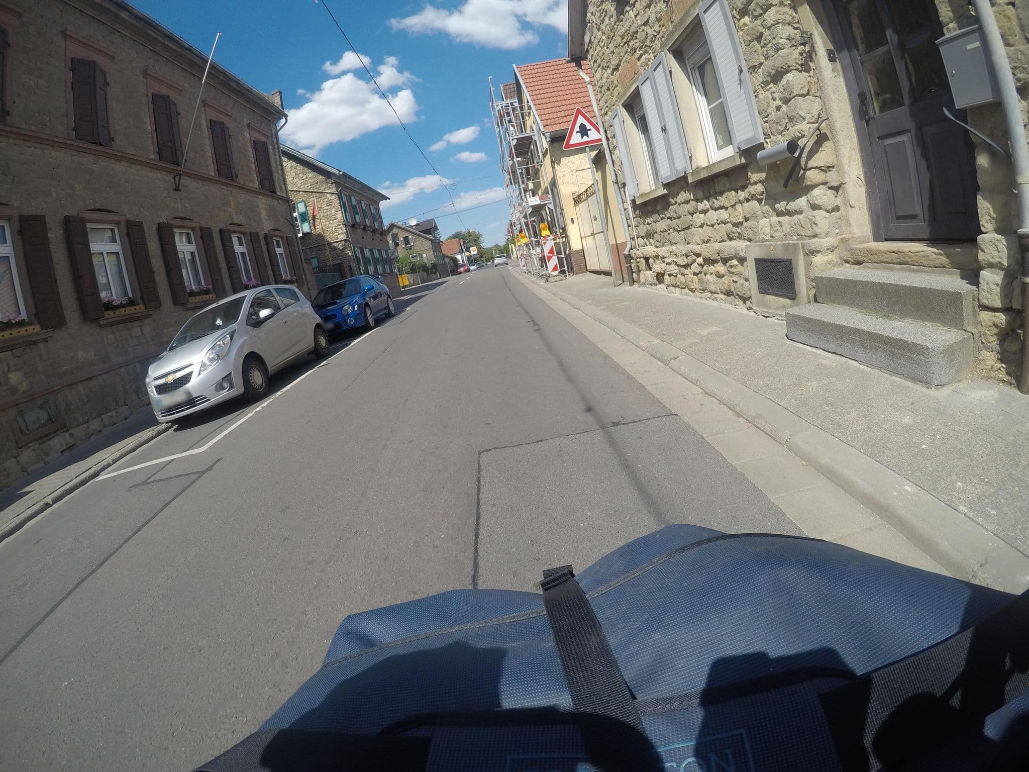 Street view near Pension Gutshaus Christian Schmitt, Guntersblum — © mfa (CC BY-SA · Mapillary)