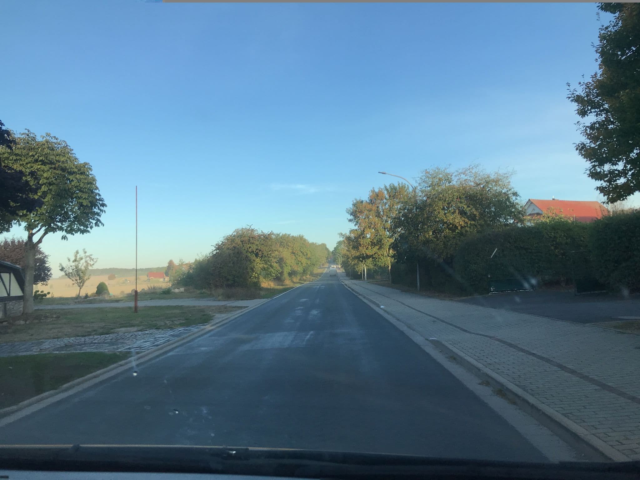 Street view near Pension Wagner, Deuna — © saschahaberkorn (CC BY-SA · Mapillary)