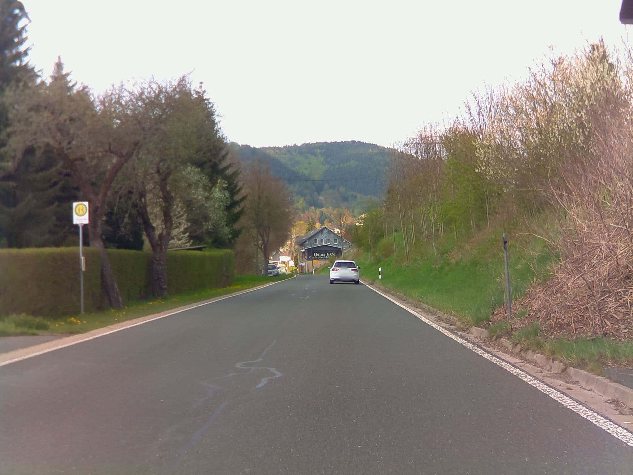 Street view near Pension Obere Juchhe, Tettau — © ramap (CC BY-SA · Mapillary)