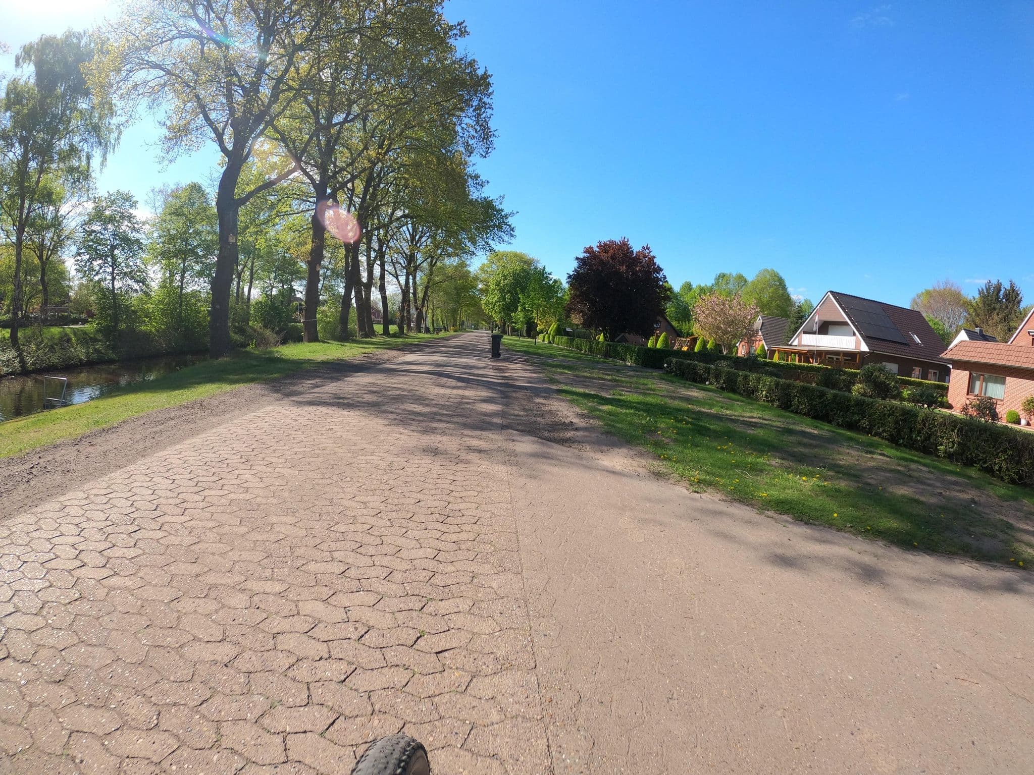 Street view near Meins, Friesoythe — © camdrive2000 (CC BY-SA · Mapillary)