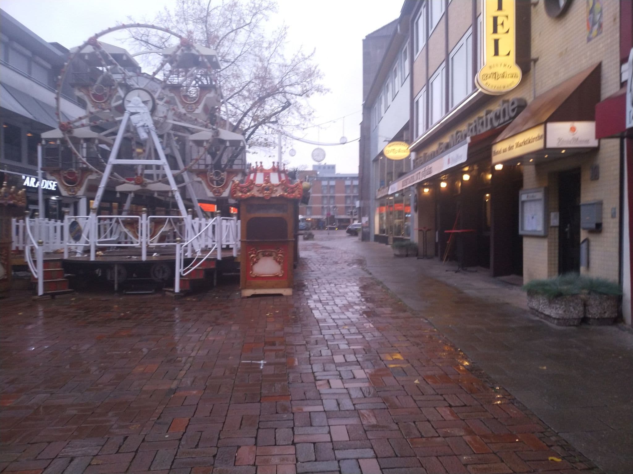 Street view near Hotel an der Marktkirche, Hannover — © pablopita (CC BY-SA · Mapillary)