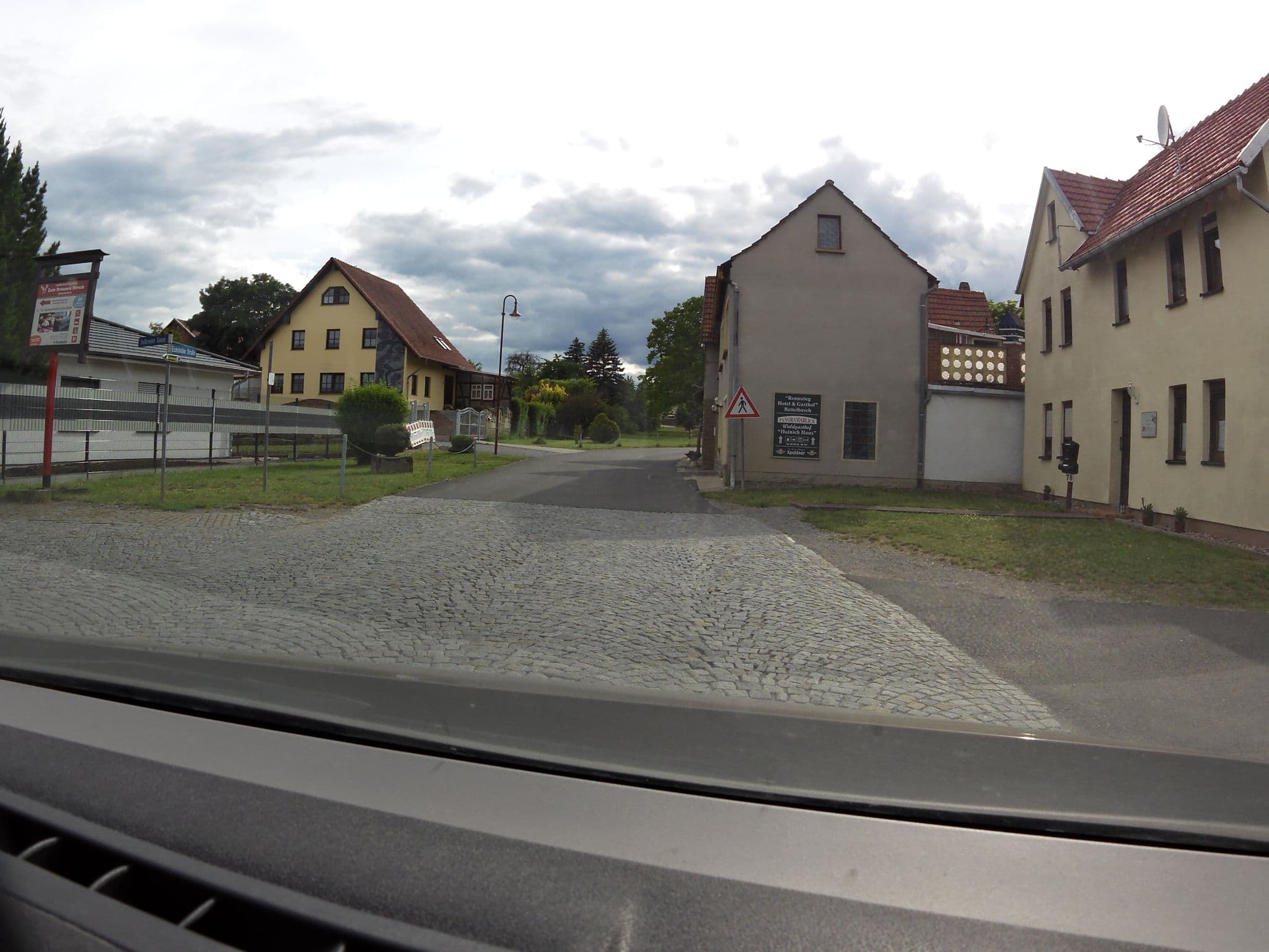 Street view near Ferienwohnung Landleben, Langula — © zoegglmeyr1 (CC BY-SA · Mapillary)