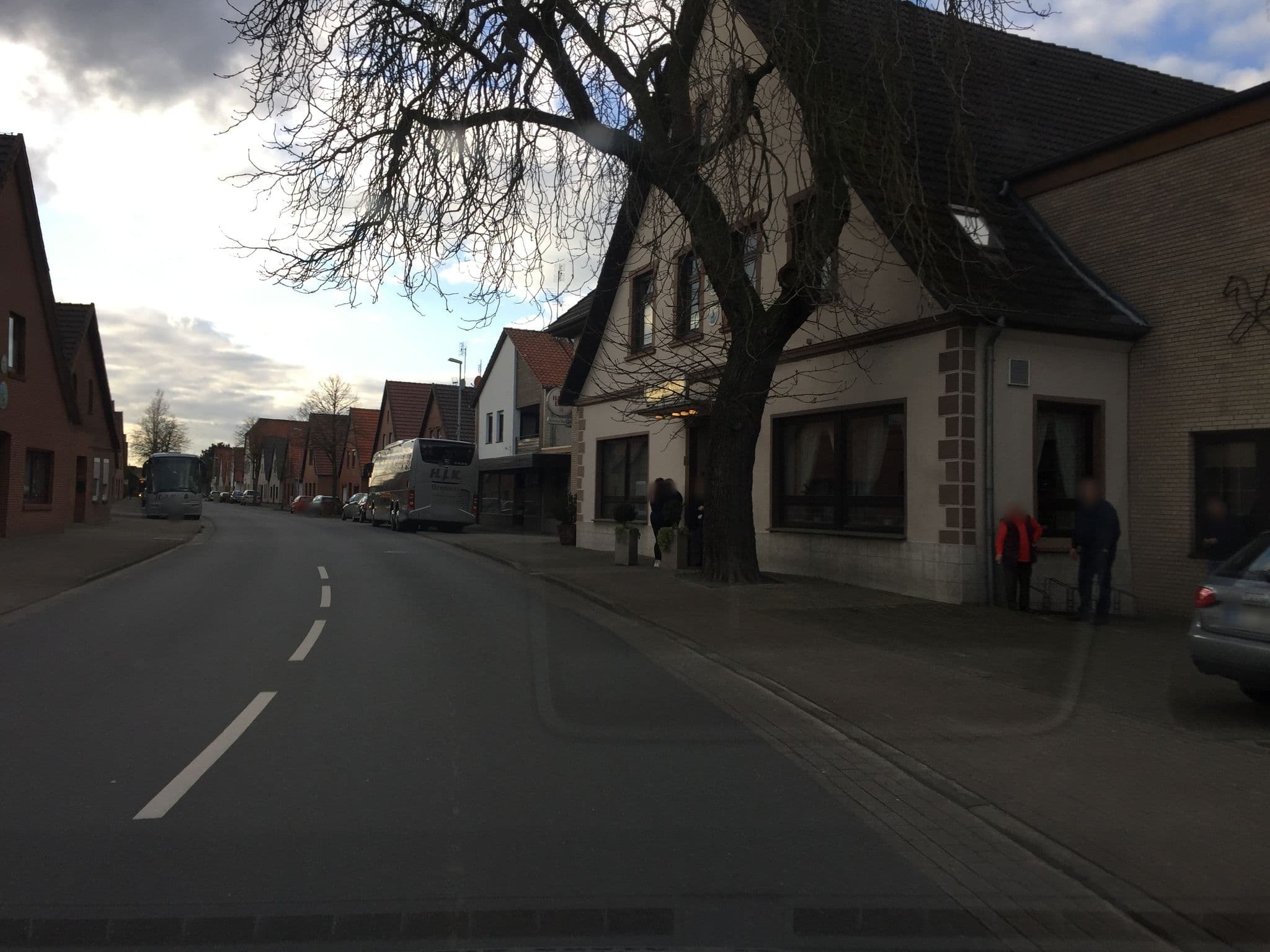 Street view near Deutsches Haus, Siedenburg — © xanu (CC BY-SA · Mapillary)