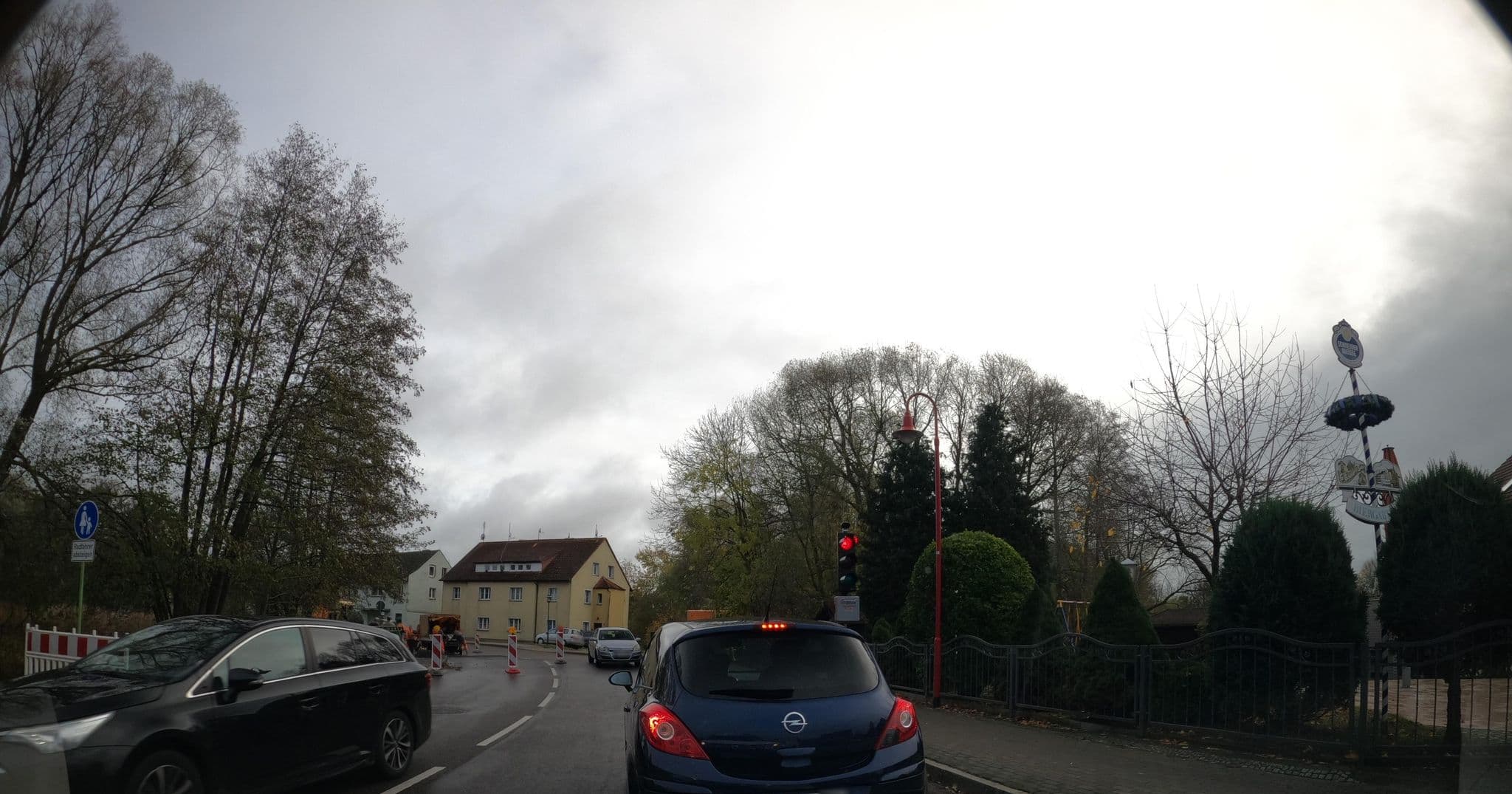 Street view near zum Mühlenteich, Gartz — © masterofnoroad (CC BY-SA · Mapillary)