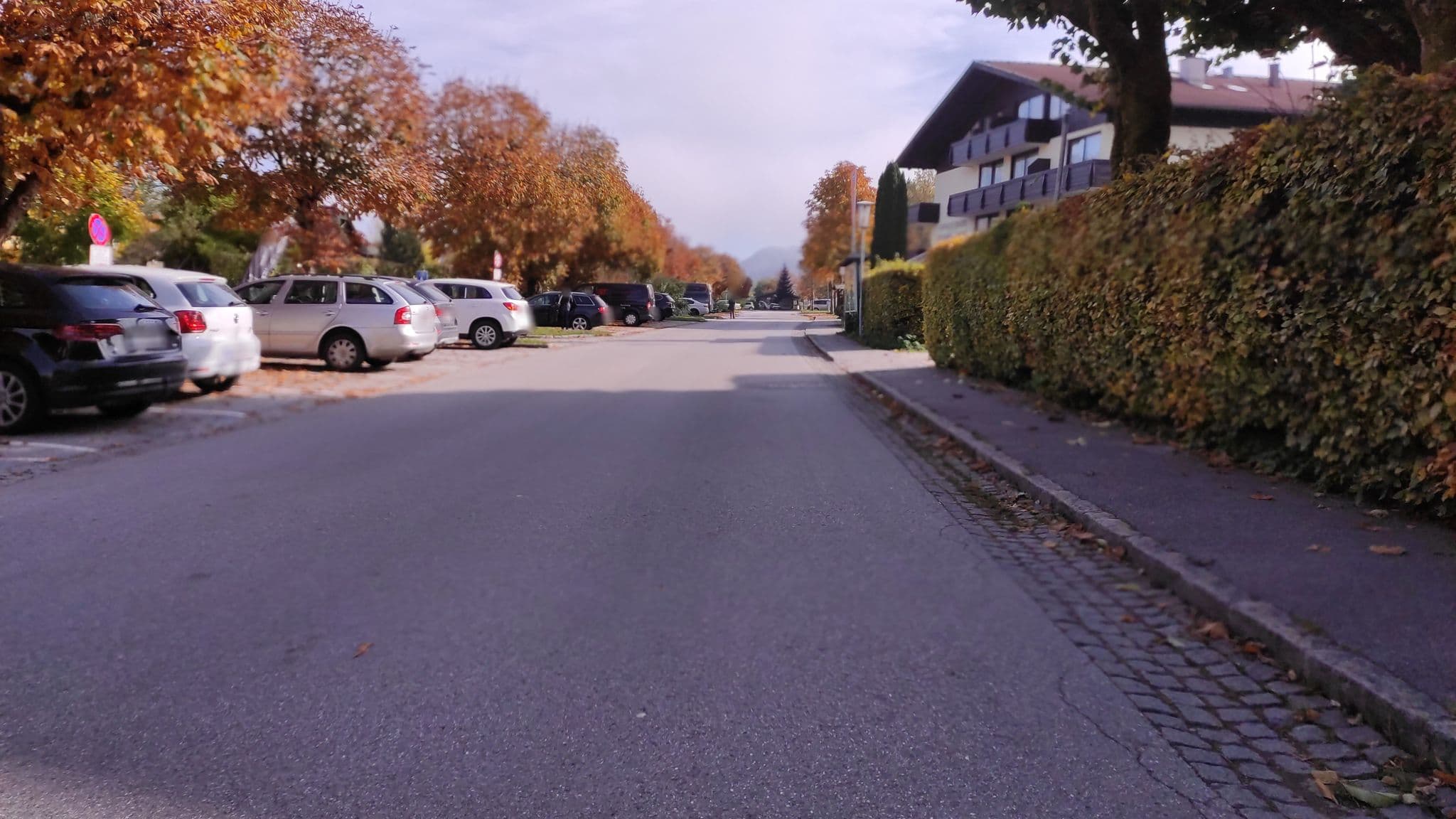 Street view near Hotel Youhey.at, Strobl — © consens_verkehrsplanung (CC BY-SA · Mapillary)