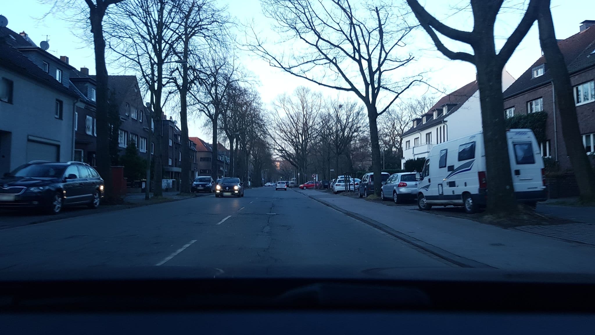 Street view near Pivatzimmerbörse, Duisburg — © rororo (CC BY-SA · Mapillary)