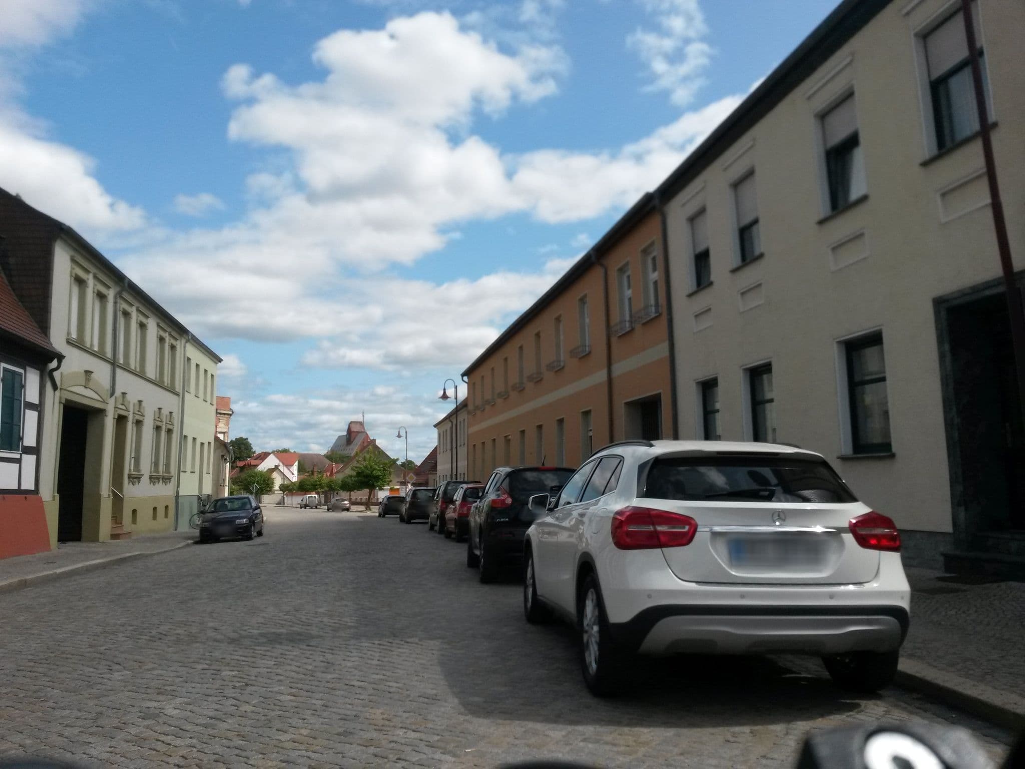 Street view near Zimmervermietung Wüstenberg, Tangermünde — © rausk (CC BY-SA · Mapillary)