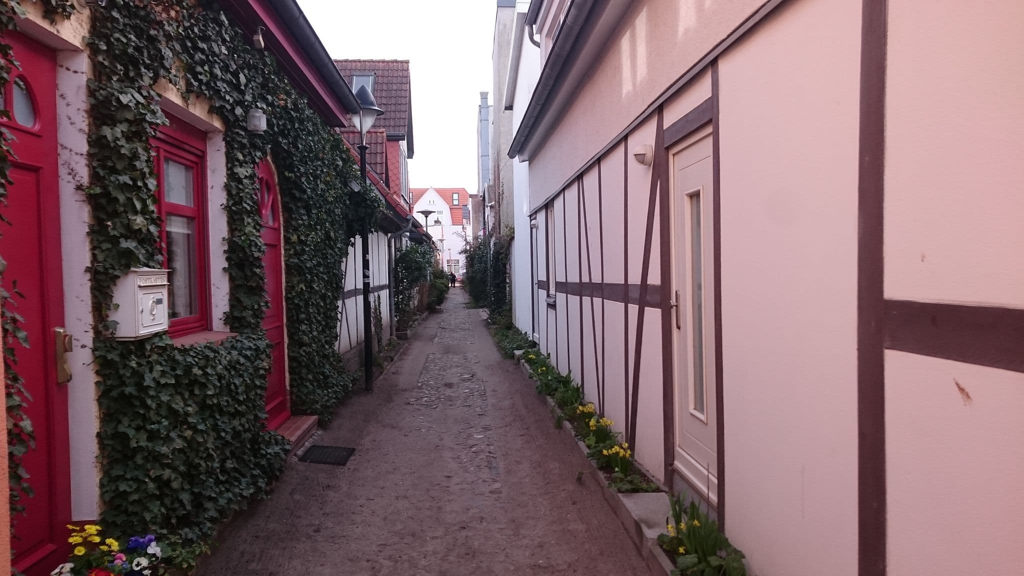 Street view near Ferienwohnung Nr. 31, Warnemünde — © thx (CC BY-SA · Mapillary)