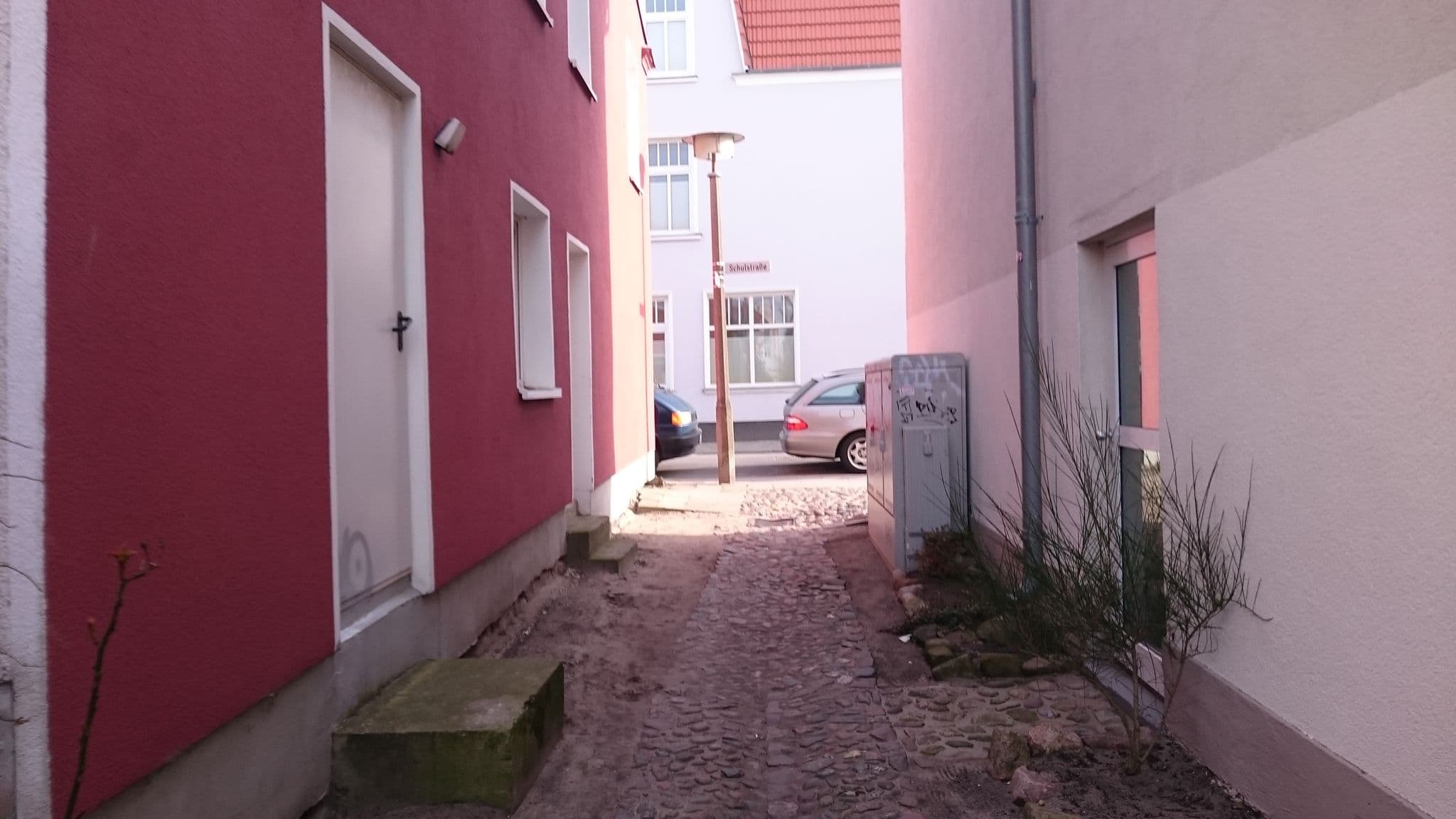 Street view near Sonnensegler, Warnemünde — © thx (CC BY-SA · Mapillary)