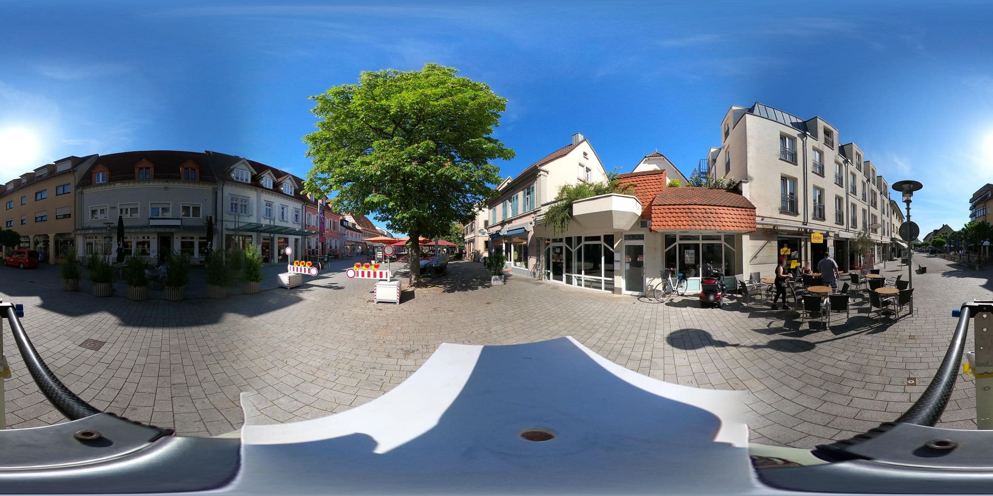 Street view near Gästehaus Scheuermann, Walldorf — © wegavision (CC BY-SA · Mapillary)