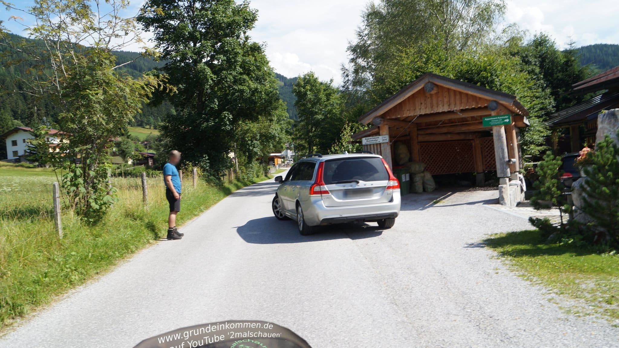 Street view near Appartment Kainhofer, St. Martin of Tennengebirge — © fahrradfahrer (CC BY-SA · Mapillary)