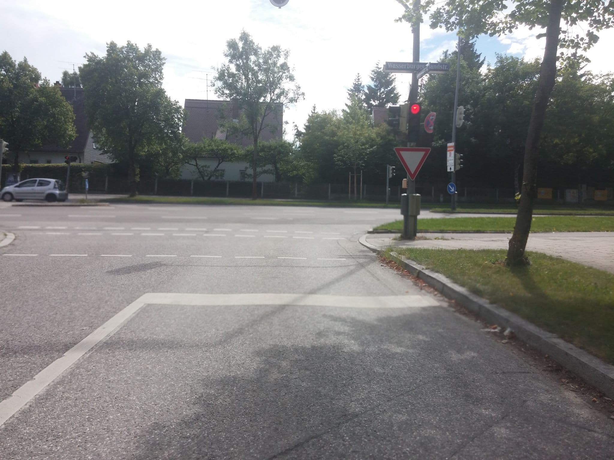Street view near Hotel Wasserburg, Haar — © umap (CC BY-SA · Mapillary)