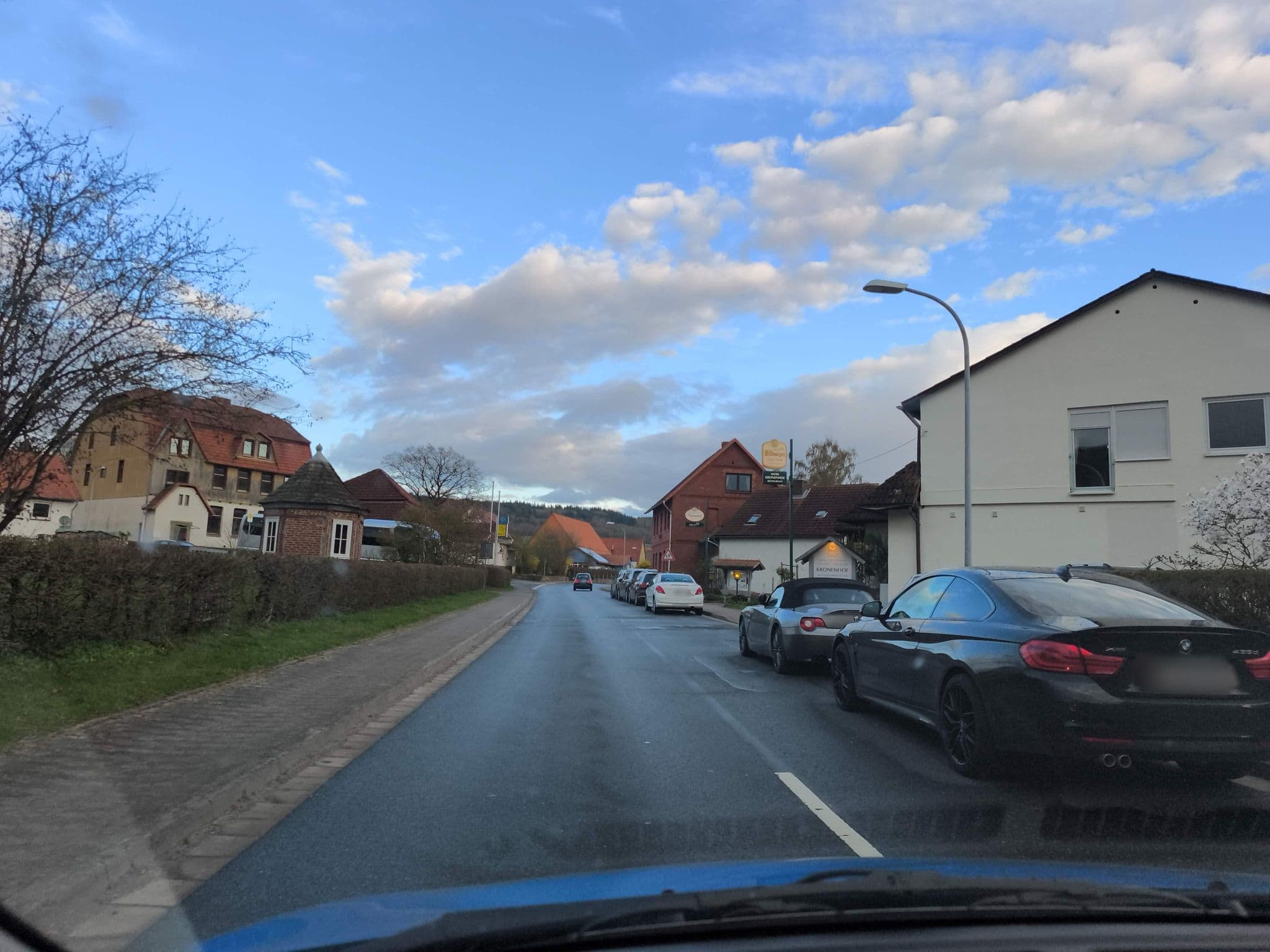 Street view near Kronenhof, Bodenfelde — © hotteliene (CC BY-SA · Mapillary)