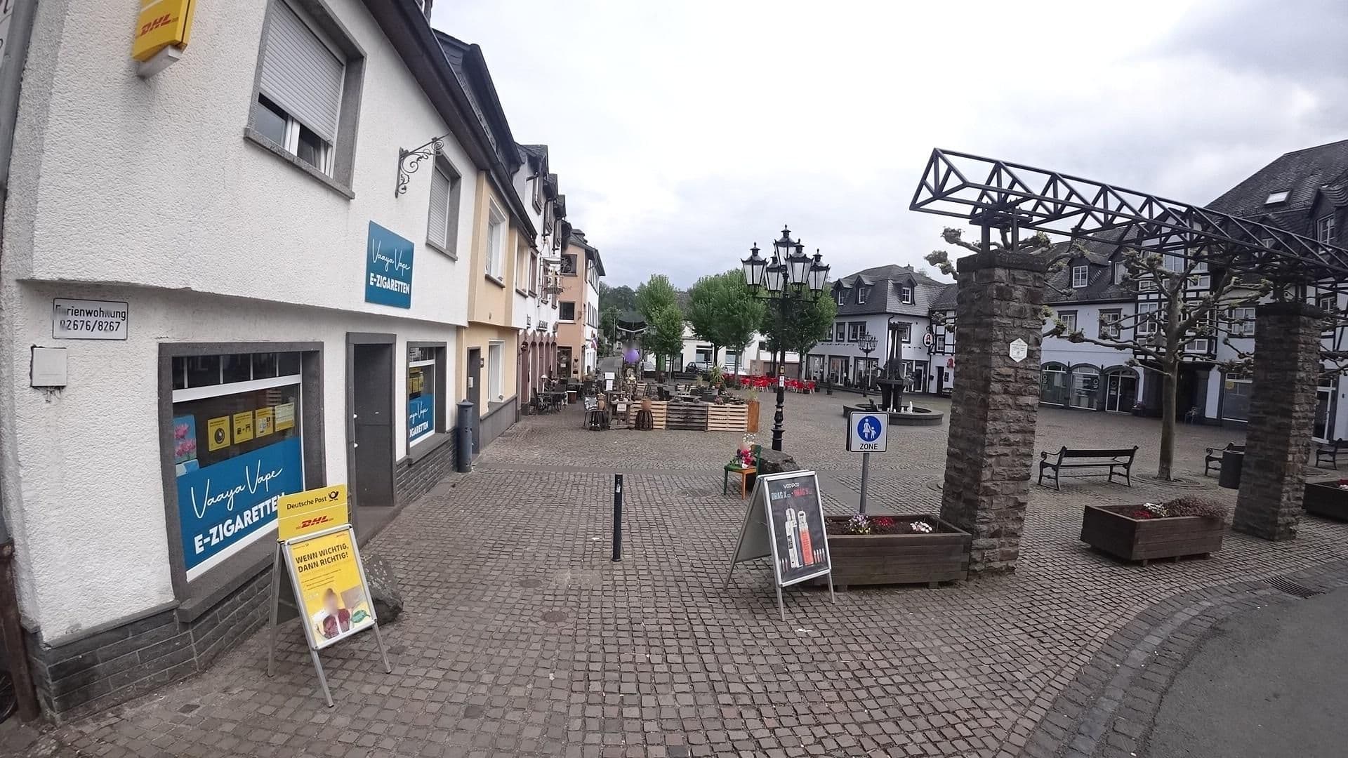 Street view near Hotel Bürgerstube, Ulmen — © MichelleFritzSLP (CC BY-SA · Mapillary)