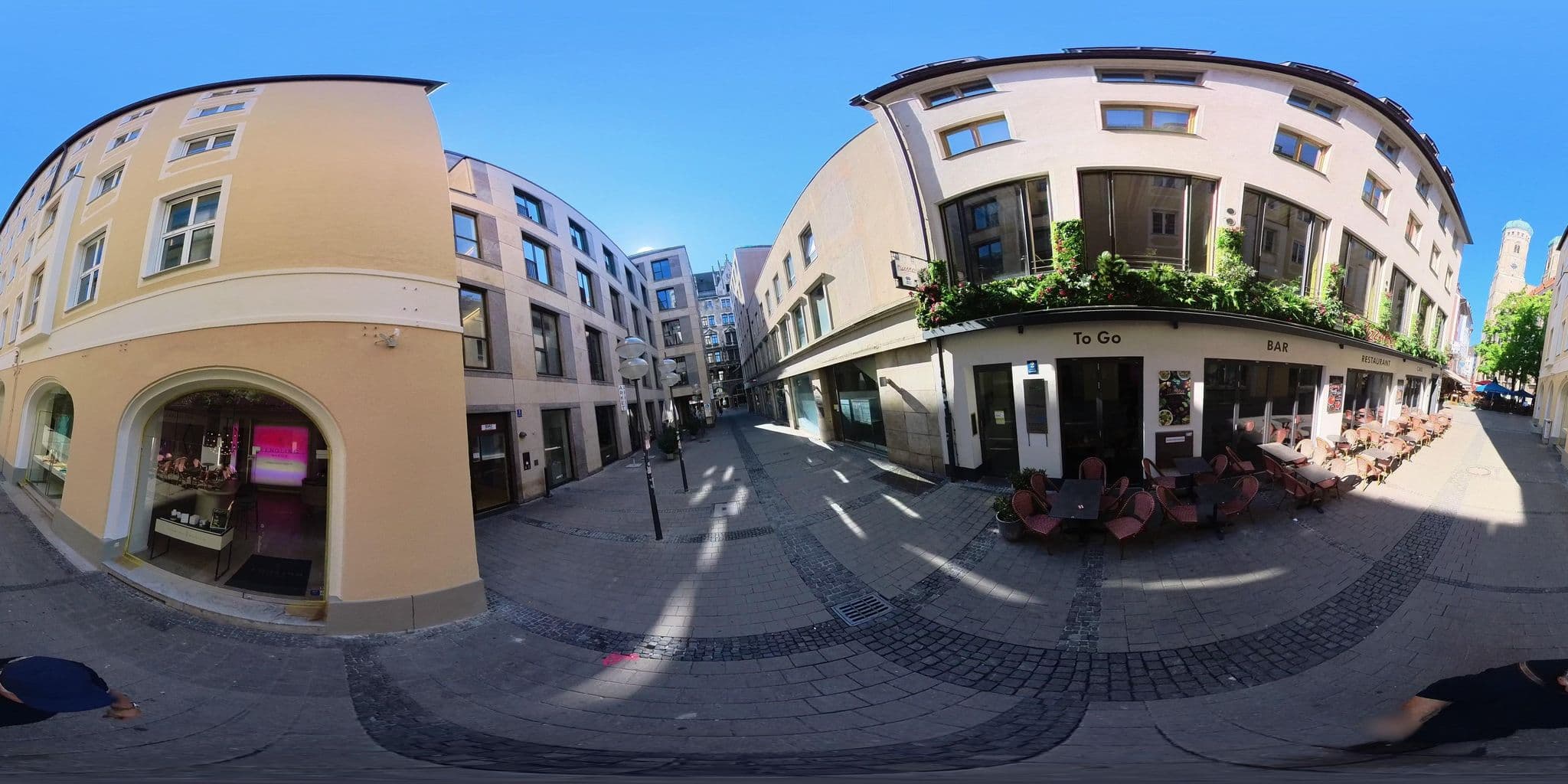 Street view near DO & CO Hotel, Munich — © osmplus_org (CC BY-SA · Mapillary)
