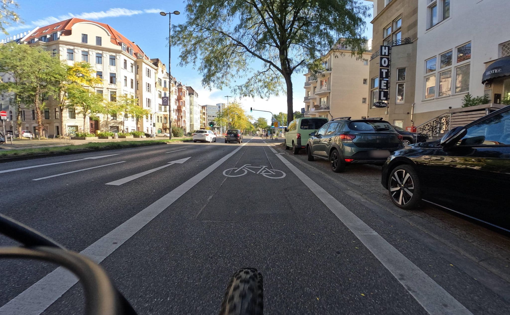 Street view near Villa Sophia, Neustadt/Nord — © countzero5 (CC BY-SA · Mapillary)