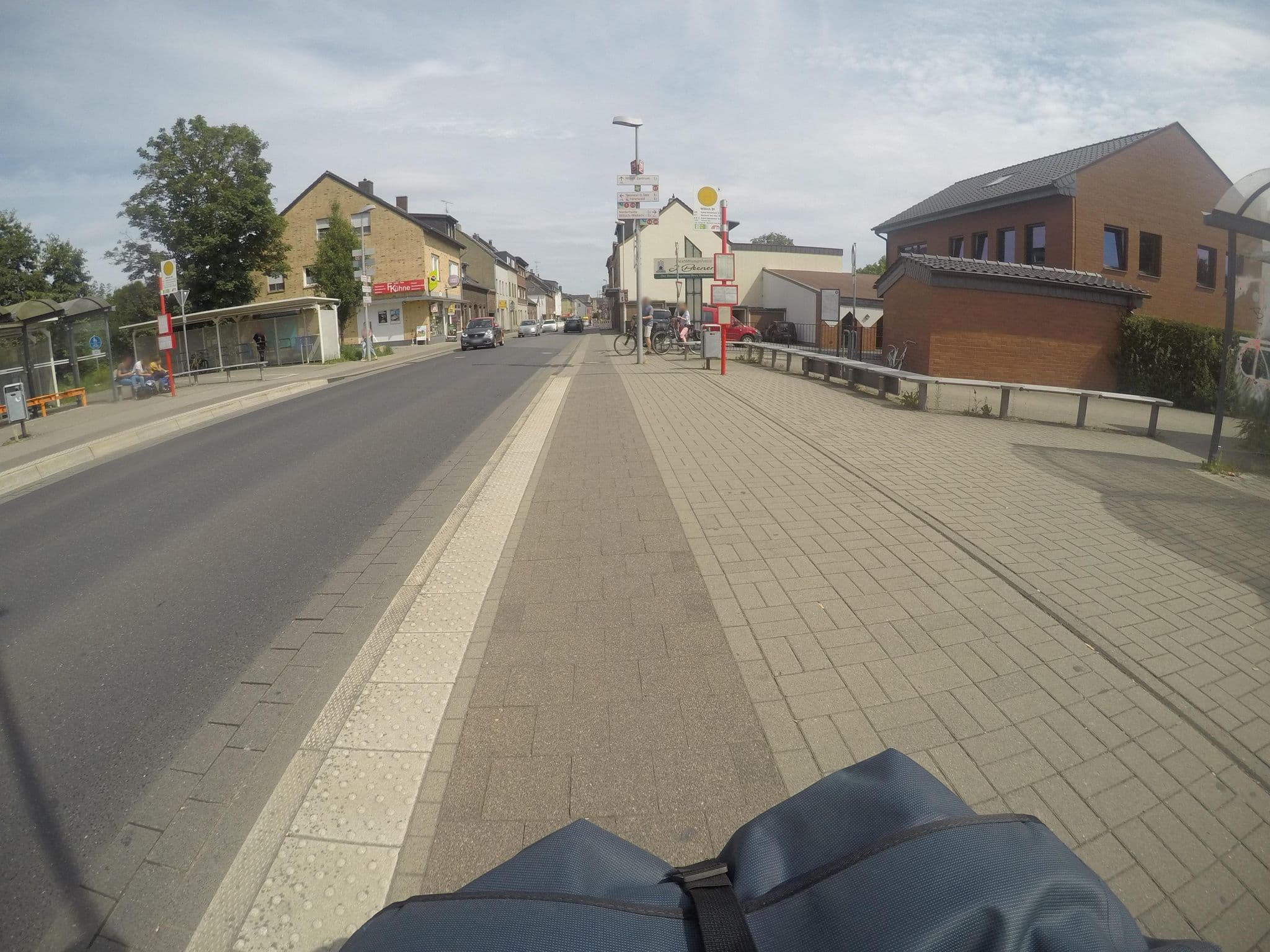 Street view near Hotel Hubertus Hamacher, Willich — © mfa (CC BY-SA · Mapillary)