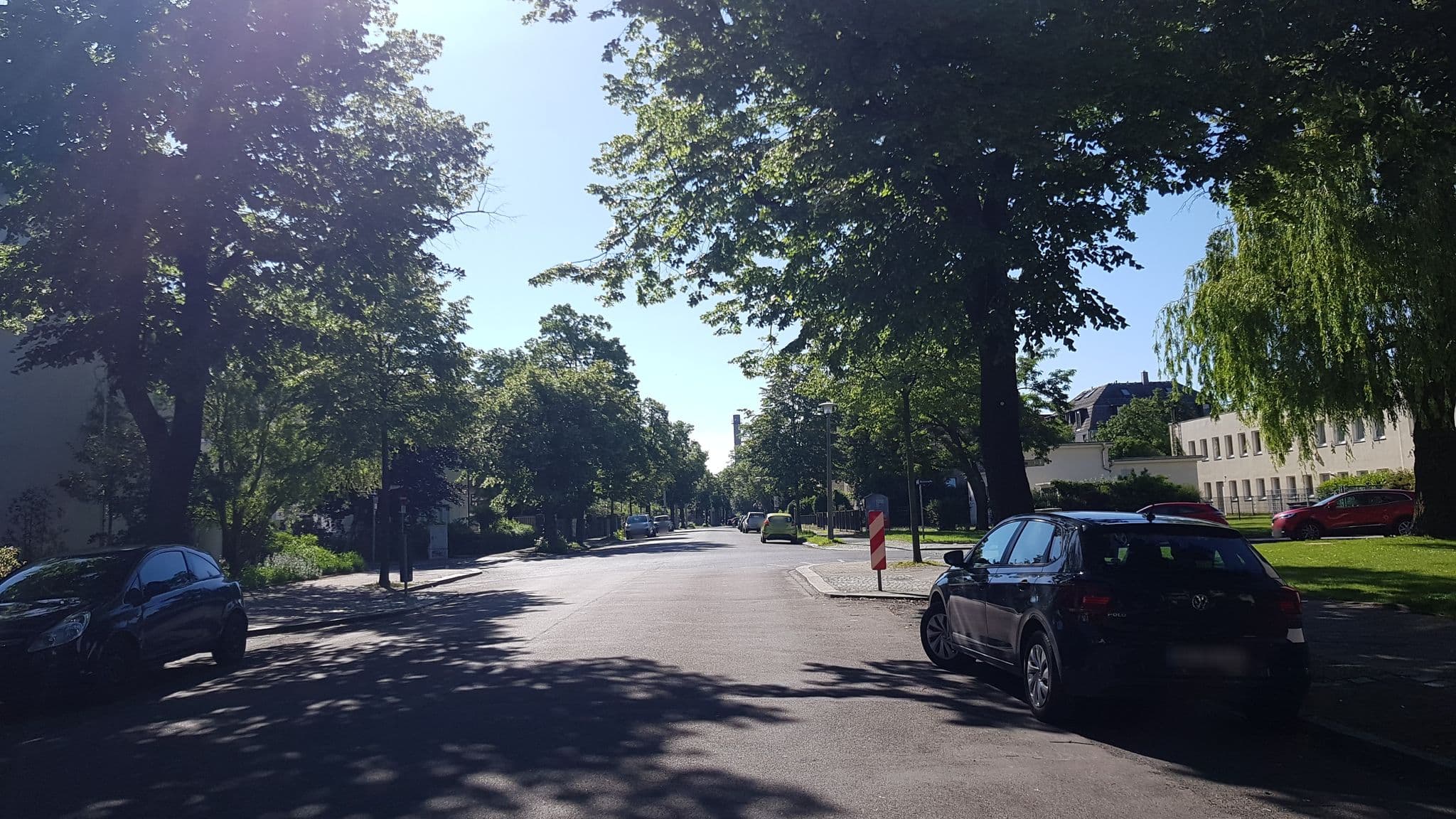 Street view near Mehrzwecksaal, Leuben — © rororo (CC BY-SA · Mapillary)