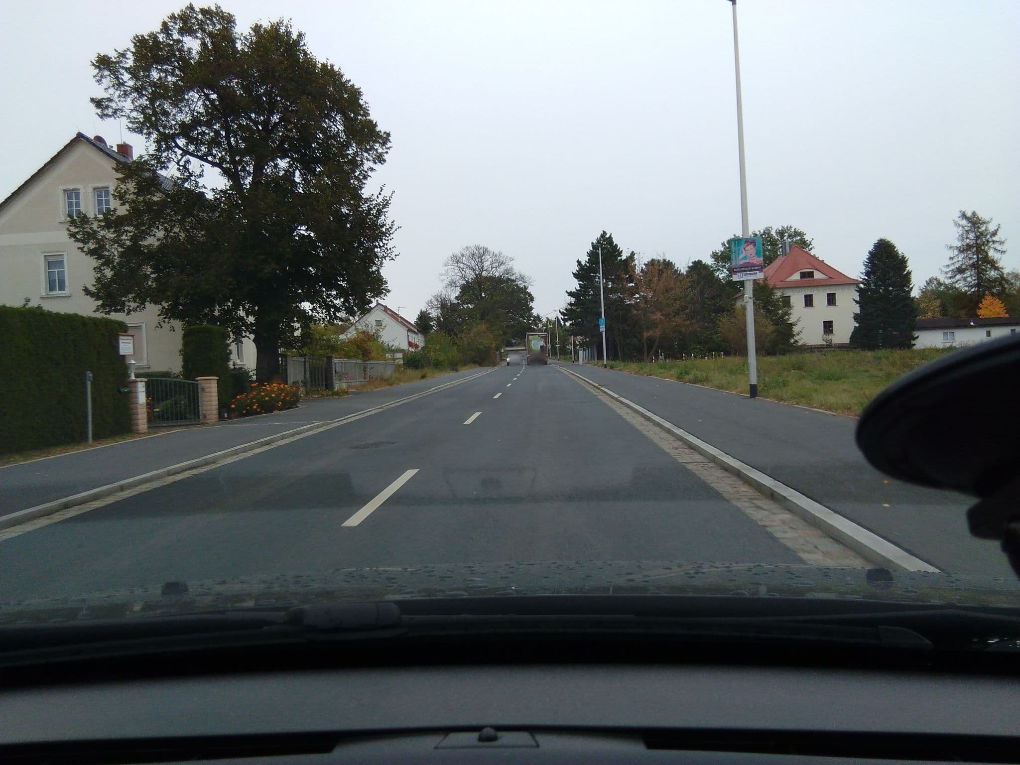 Street view near Ferienwohnung Fiebig, Weinböhla — © hotzi57 (CC BY-SA · Mapillary)