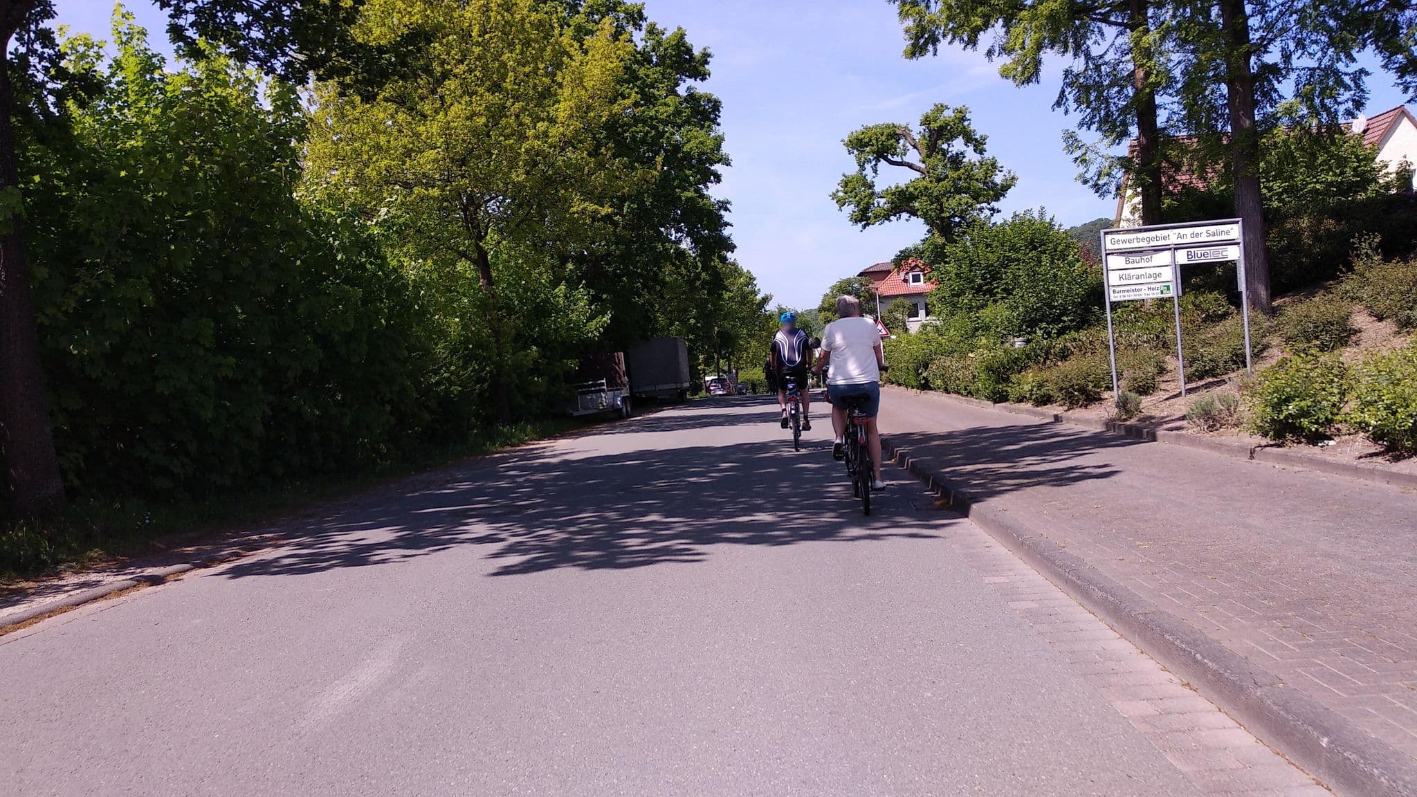 Street view near Zimmer-Ferienwohnung, Bad Karlshafen — © steinm (CC BY-SA · Mapillary)