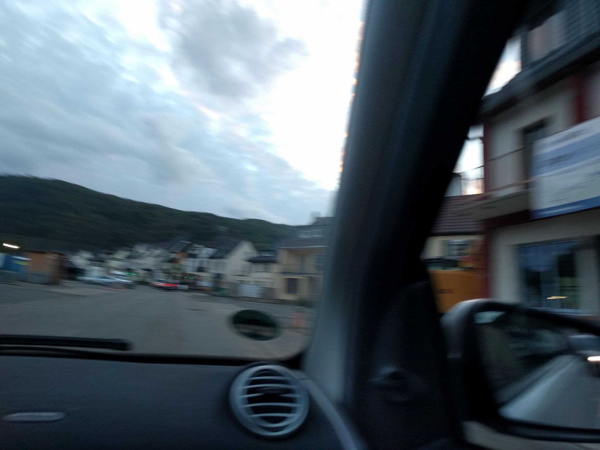 Street view near Restaurant Rebstock, Dernau — © mapillary323 (CC BY-SA · Mapillary)