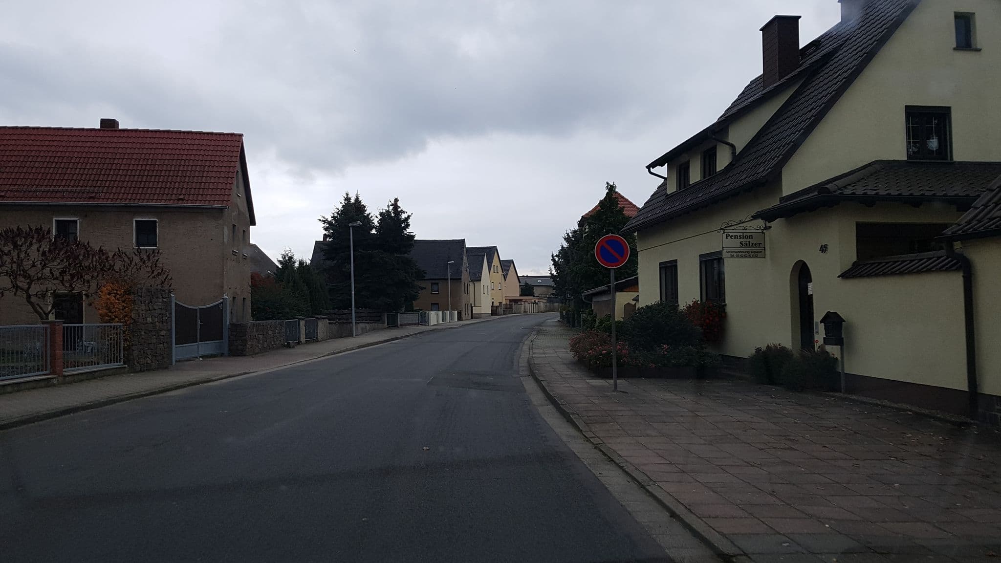 Street view near Pension Sälzer, Falkenhain — © dsmm (CC BY-SA · Mapillary)