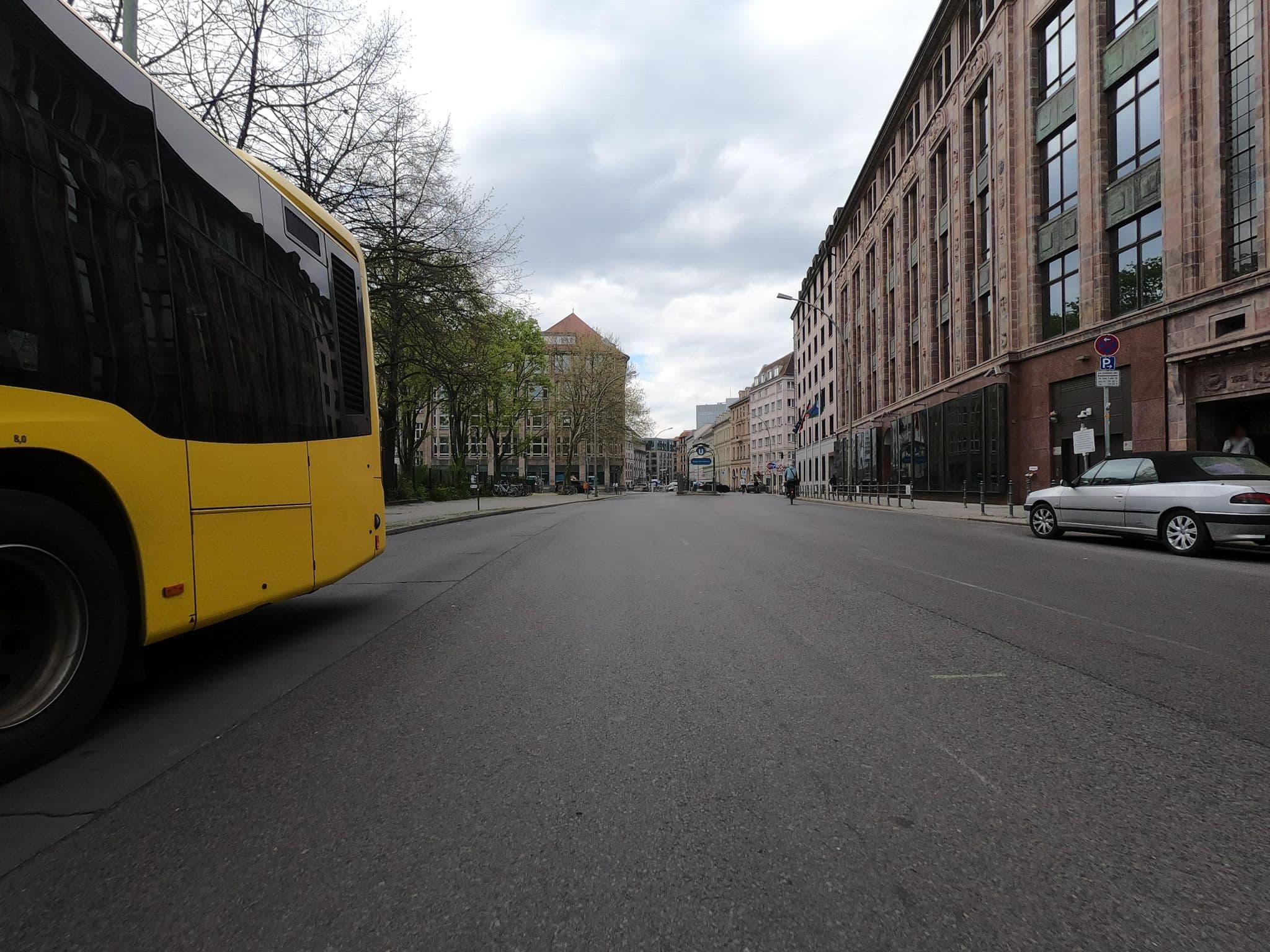 Street view near art'otel, Mitte — © carlheinz (CC BY-SA · Mapillary)