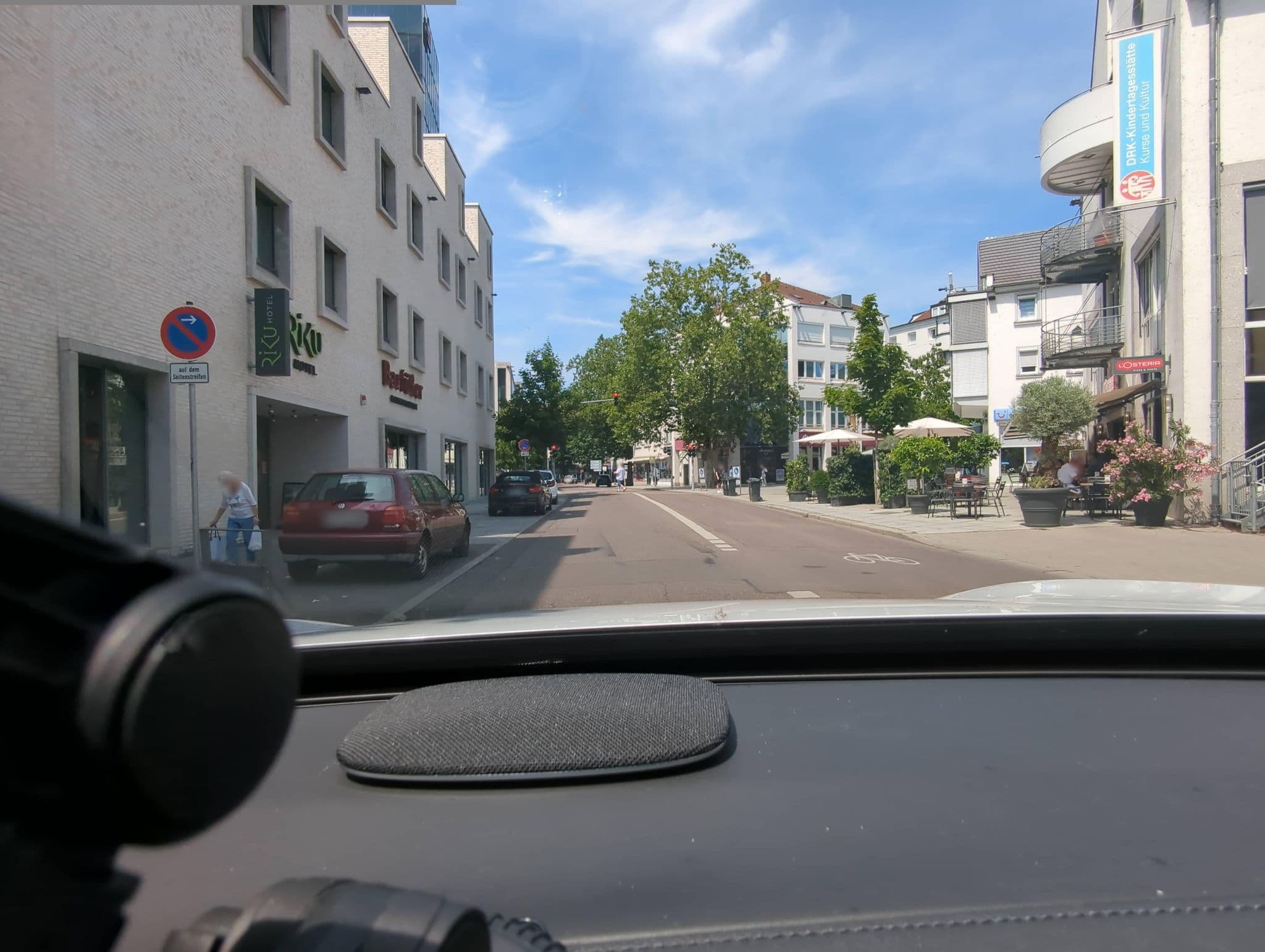 Street view near RiKu Hotel, Göppingen — © lin_wang (CC BY-SA · Mapillary)