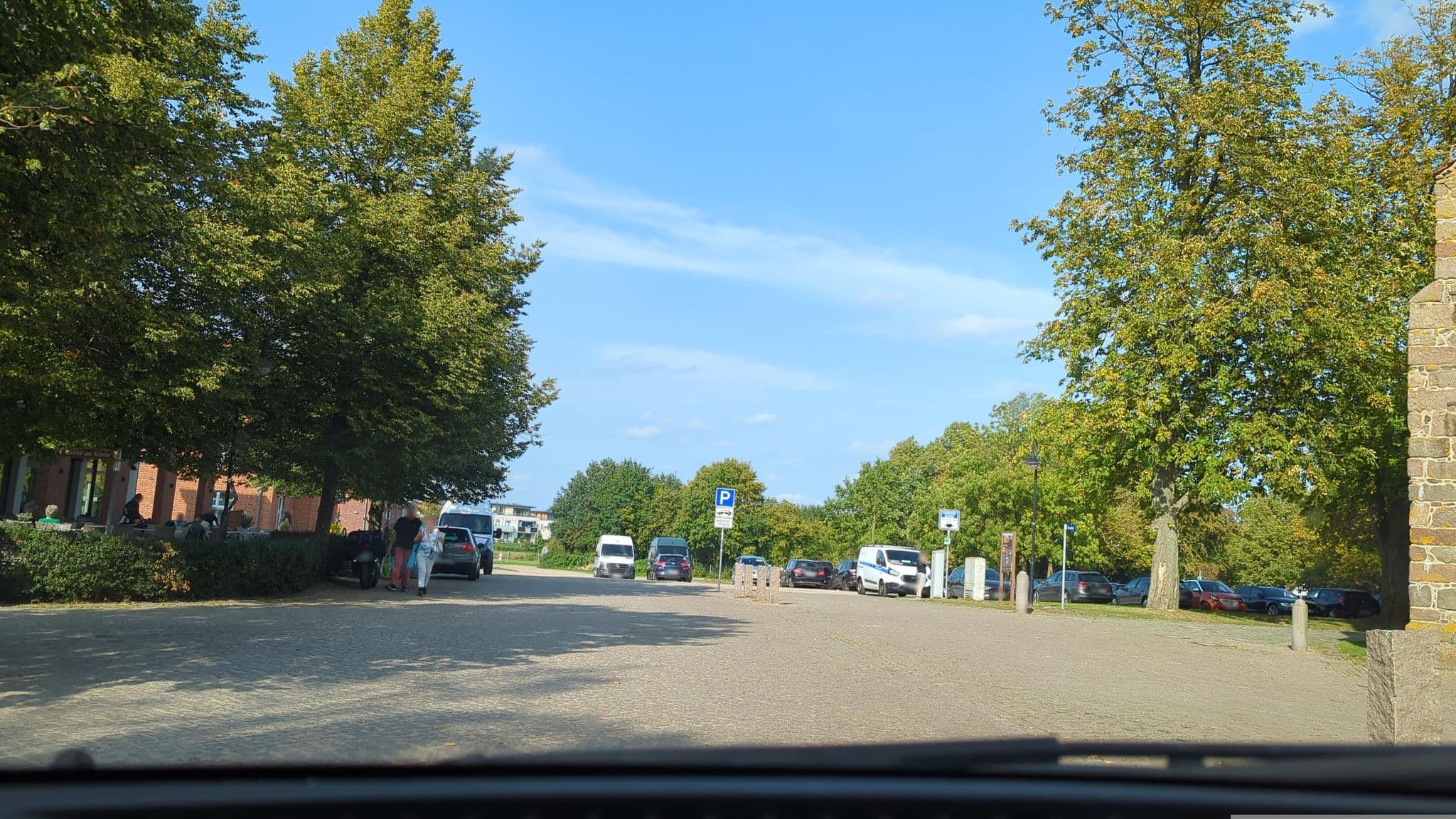 Street view near Seecafe, Zarrentin am Schaalsee — © hotteliene (CC BY-SA · Mapillary)